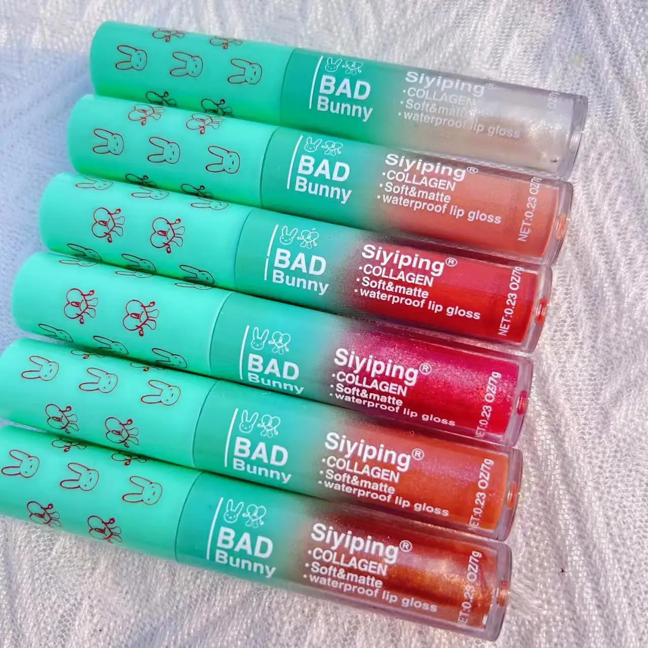 Wholesale Bad Bunny Hydrating Lipgloss Hotsaling Vegan 24pcs Display Makeup New Arrival Long-lasting  Waterproof Cosmetics