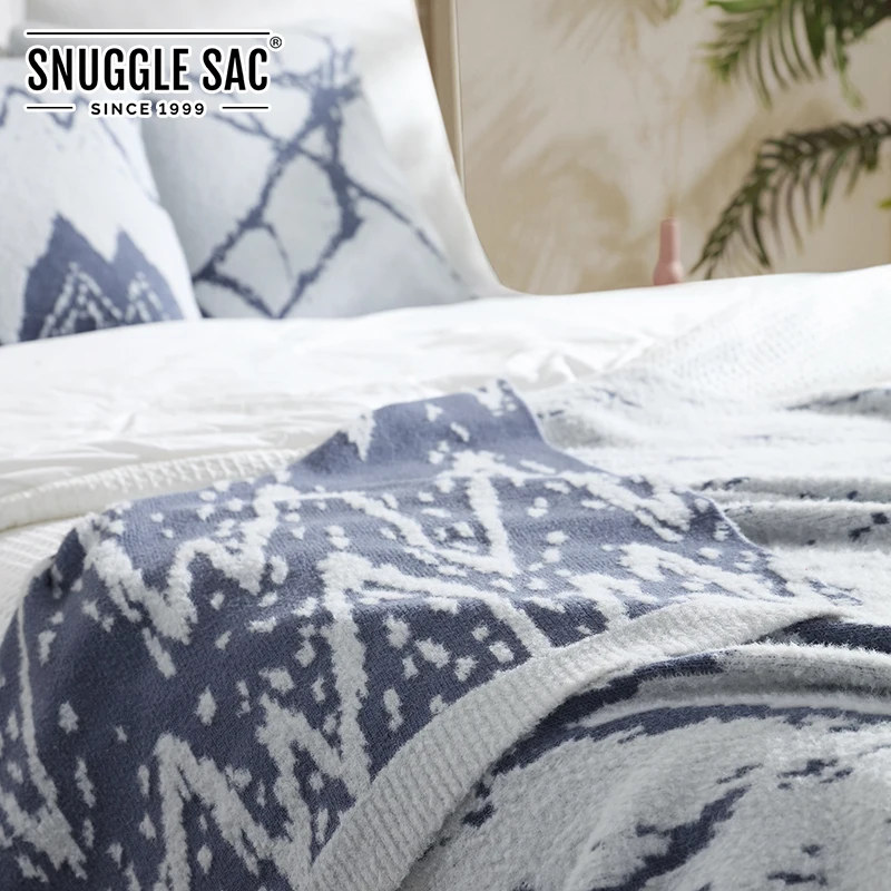
Snuggle Sac Air Feel Double Sided Custom Branded Luxury Home Hotel Throw Blankets 