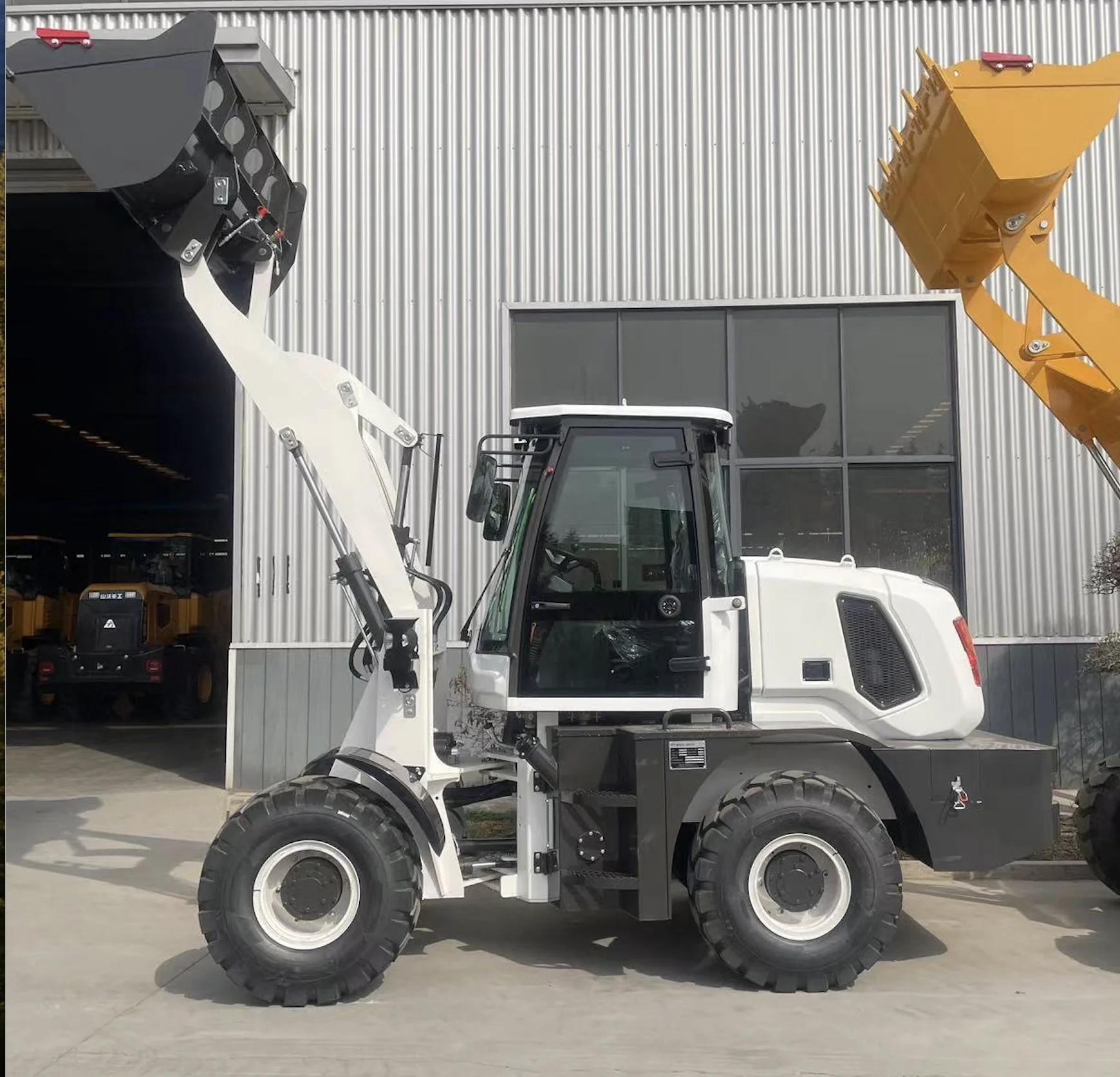 Multifunctional Mini Loader Small 4x4 Articulated Hydraulic Joystick Wheel Loader Snow blade Front End Loaders