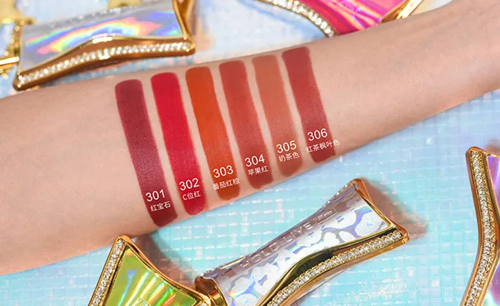 OEM Glamorous Glossy Beautiful Butterfly Shape  Lipstick Contained Natural Essential Oil Lipstick