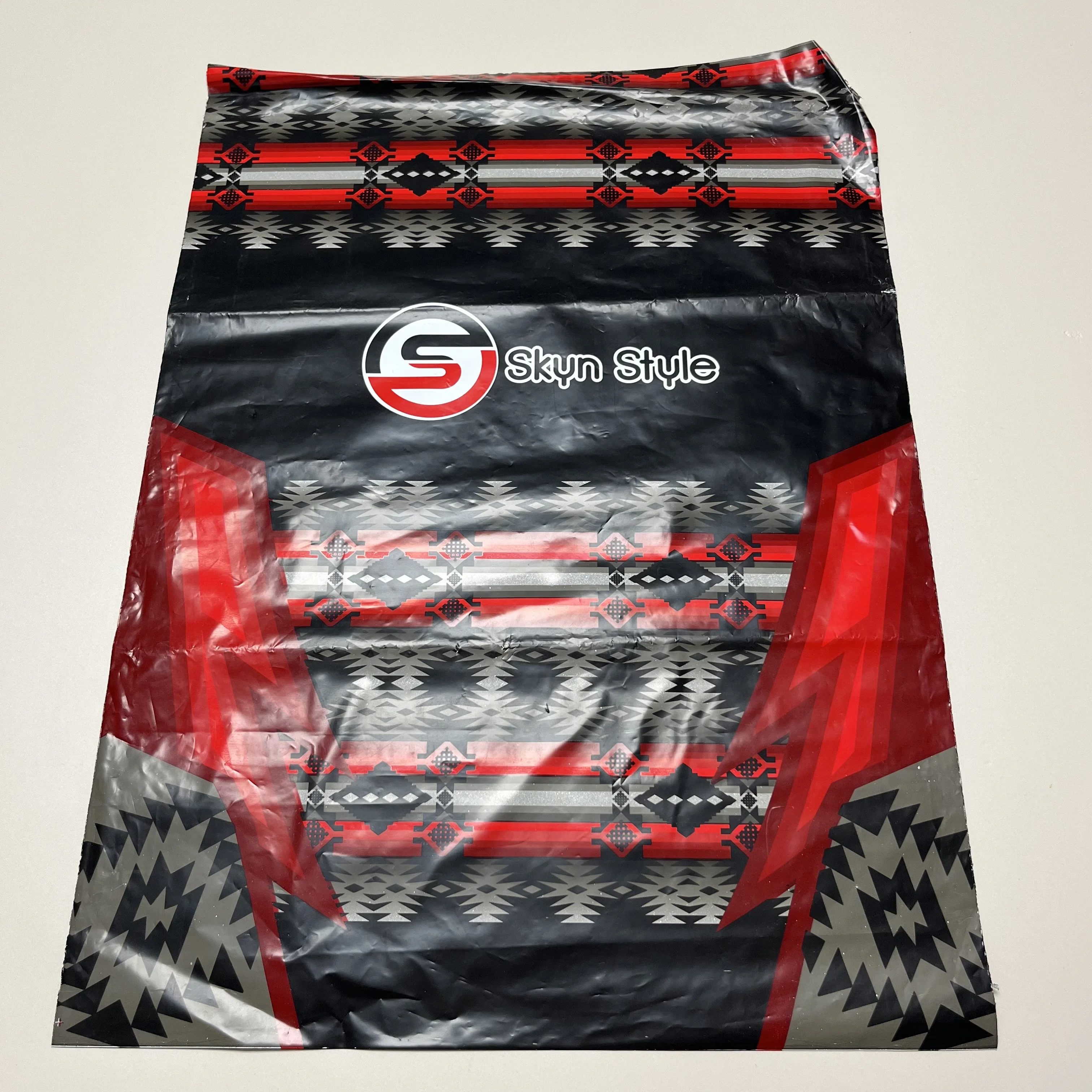 Прямая поставка с завода 14X17 полиэтиленовые почтовые отправители 14 5X19 изготовленные на заказ 110 микрон