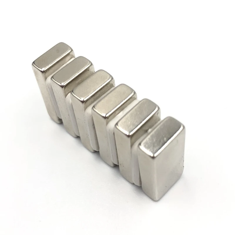 N52 Neodymium Magnet small size bar magnets 20x10x2