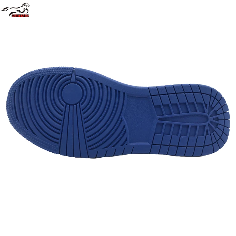 Mustang Fashion Men Sports Skateboard Rubber Sole Popular Color Shoes Sole for Men Sneaker Sole