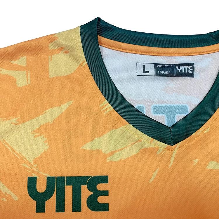 Wholesale Club and Team Latest Designs Youth Sublimated Printing Soccer Uniform Set Custom football jersey