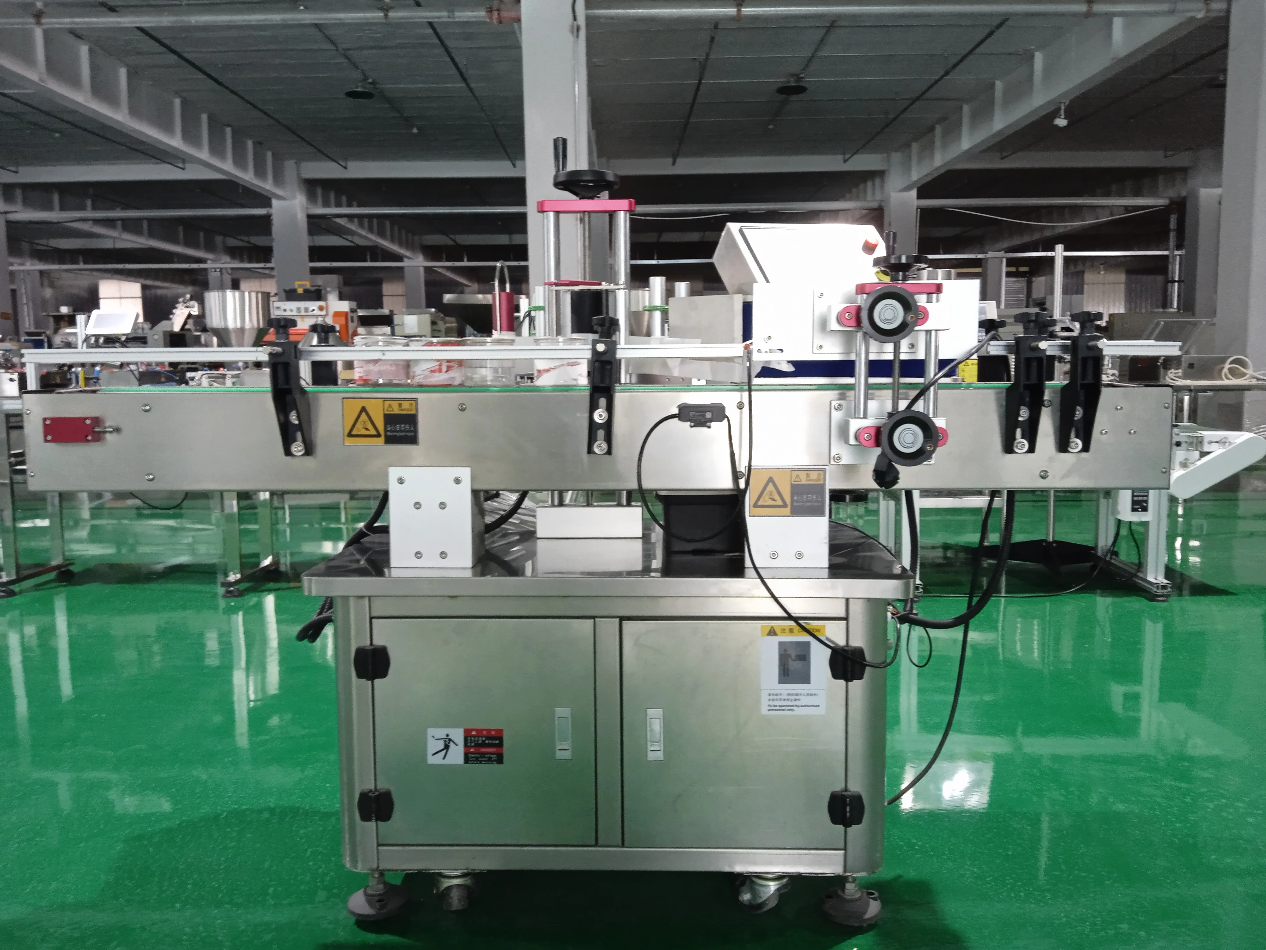 Automatic square round bottles beer bottle labeling machine for auto label