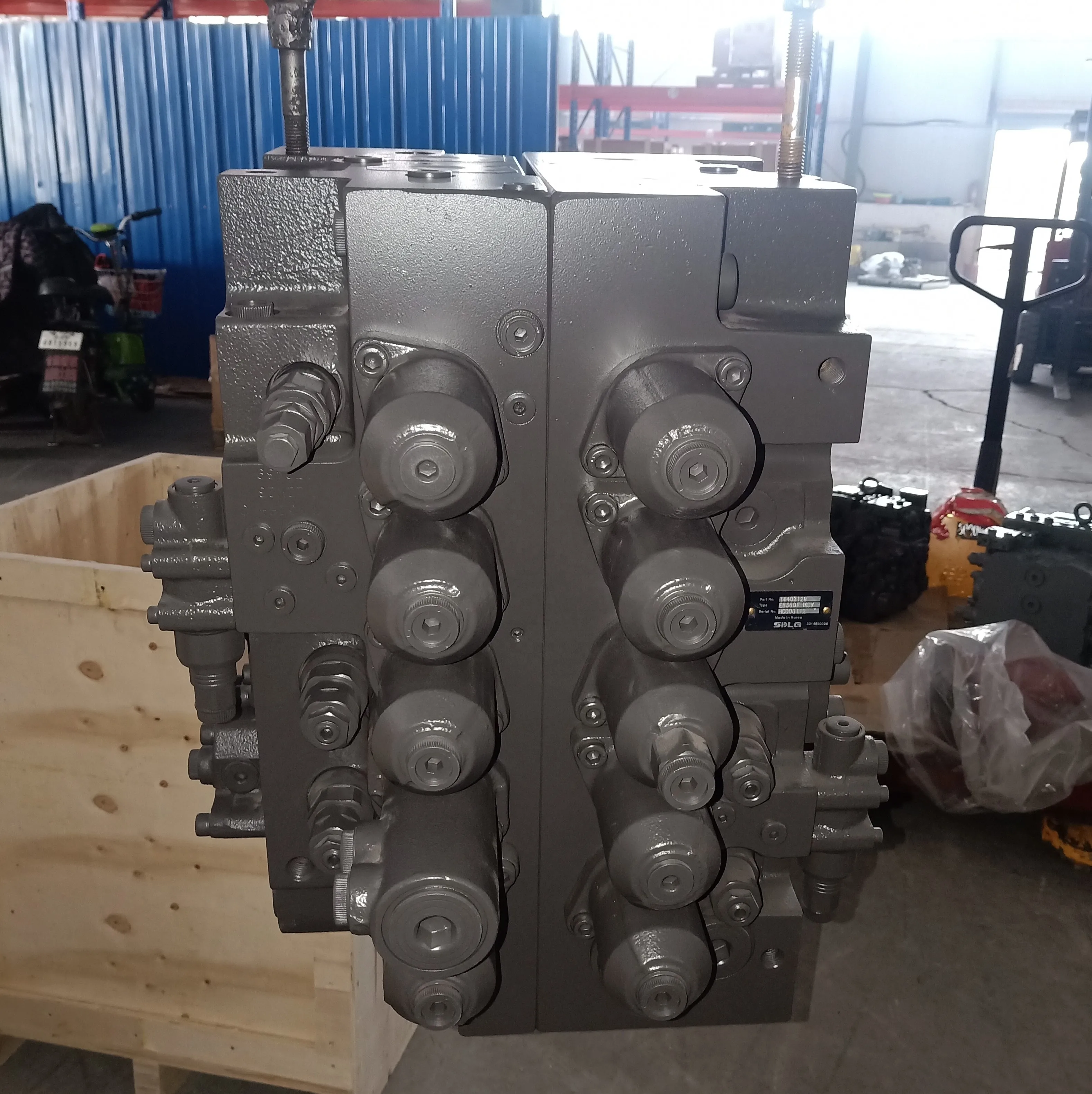 Запчасти для экскаватора 14557520 EC330C регулирующий клапан EC360C главный Volvo