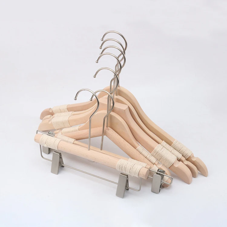 Оптовая продажа красочная Нескользящая деревянная вешалка для детской одежды комнаты