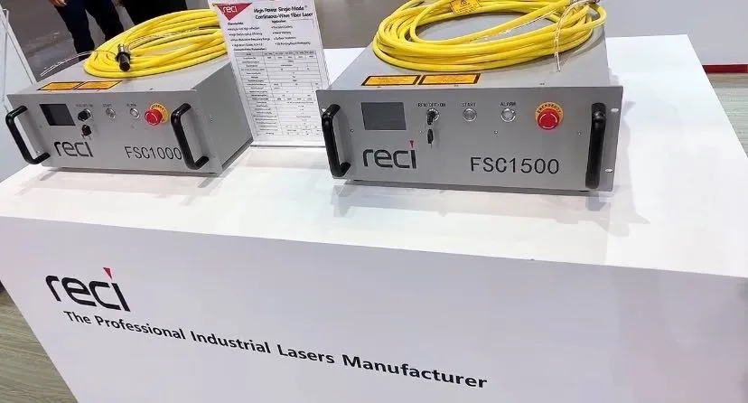 factory supplier reci fiber laser source 1000W 1500W 2000W 3000W laser parts equipment