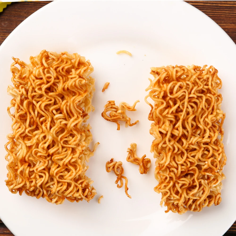 Factory Direct Indonesian Chicken Noodle Crispy Leather Handmade Fried Instant Wheat Flour Bag Bulk Packaging by Iustant Traders