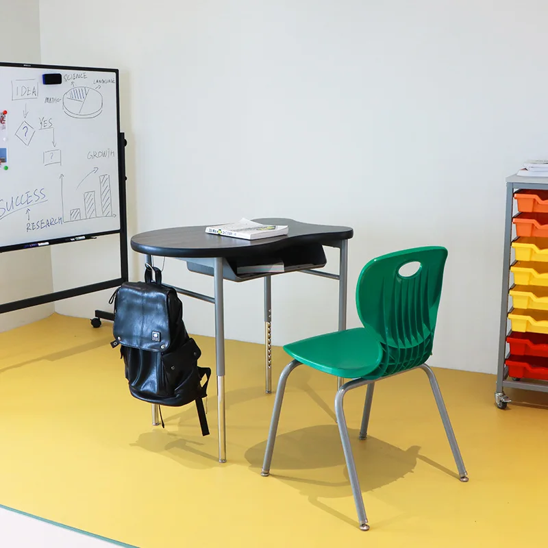 Стол и стулья для школьников