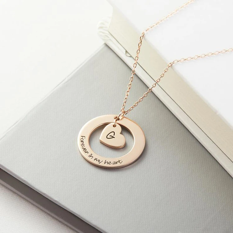 Золотые украшения 18 карат из нержавеющей стали круг с сердцем внутри кулон ожерелья гравировкой Начальная буква фраза Дата ожерелье на заказ