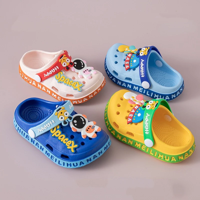 EVA Ultra Light BOYS GIRLS INFANT Non Slip Soft Soled Clogs Kids Baotou Sandals Indoor Anti-collision