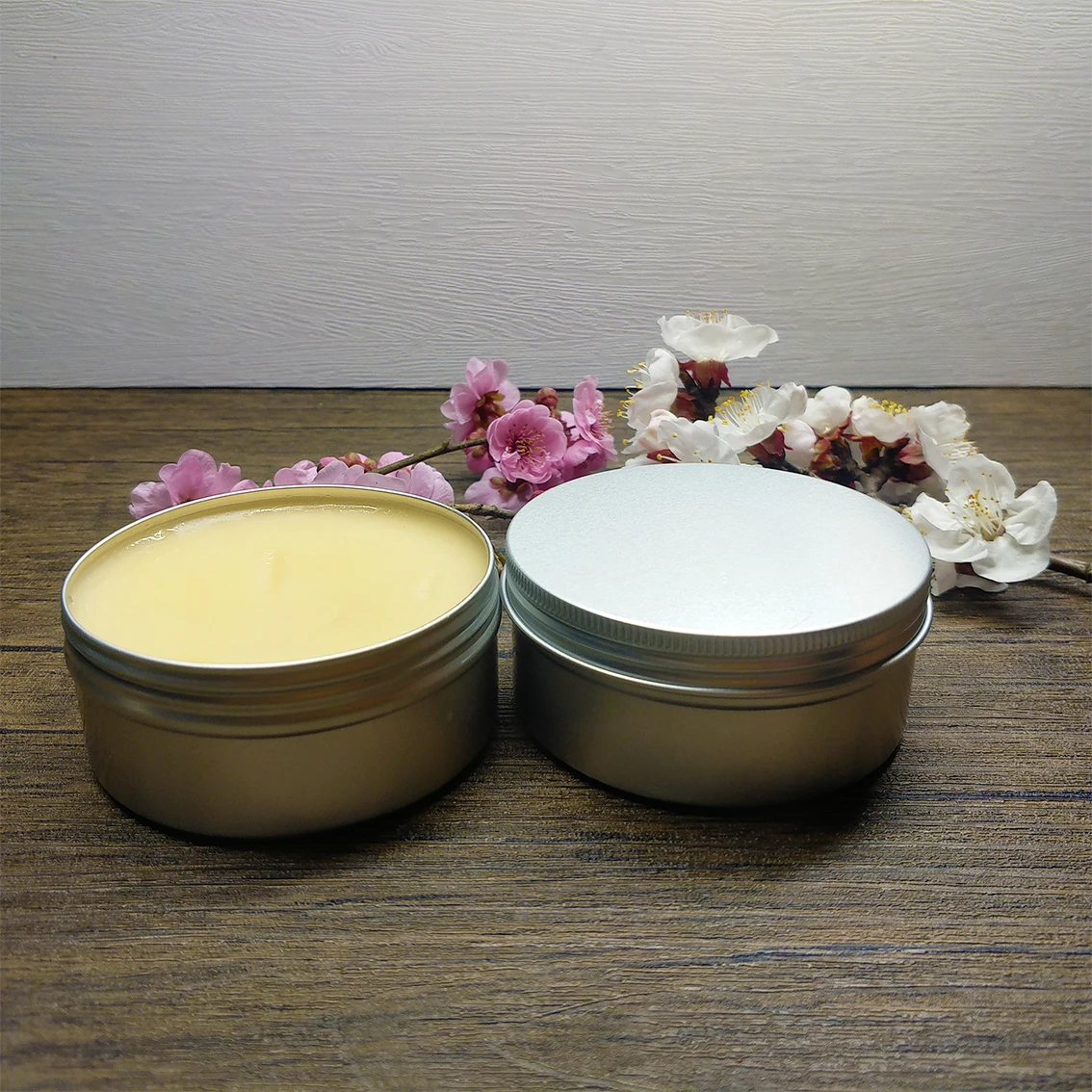 cast iron seasoning beeswax