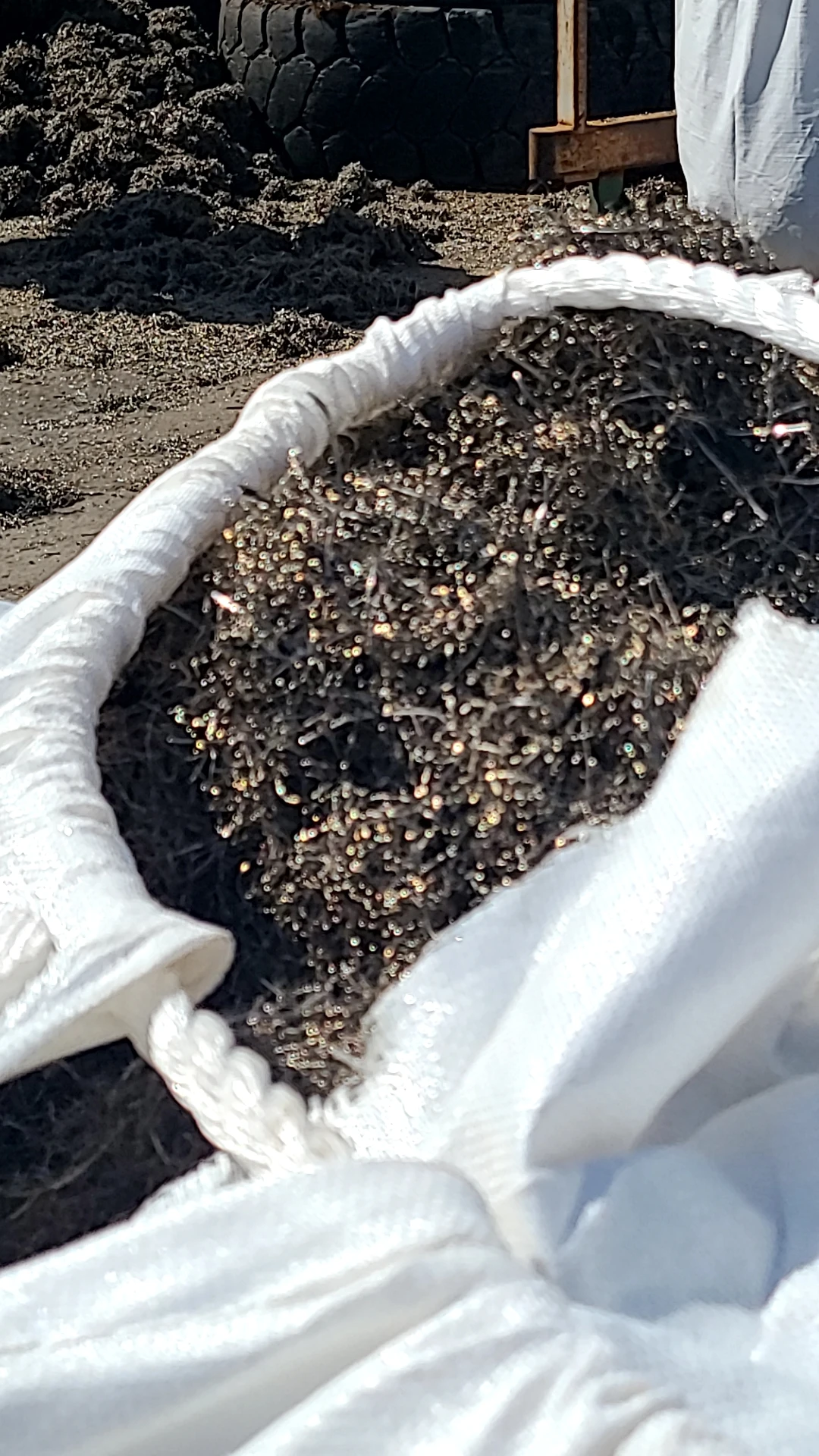 Japanese auto shredded steel metal scrap steel tire wire scrap