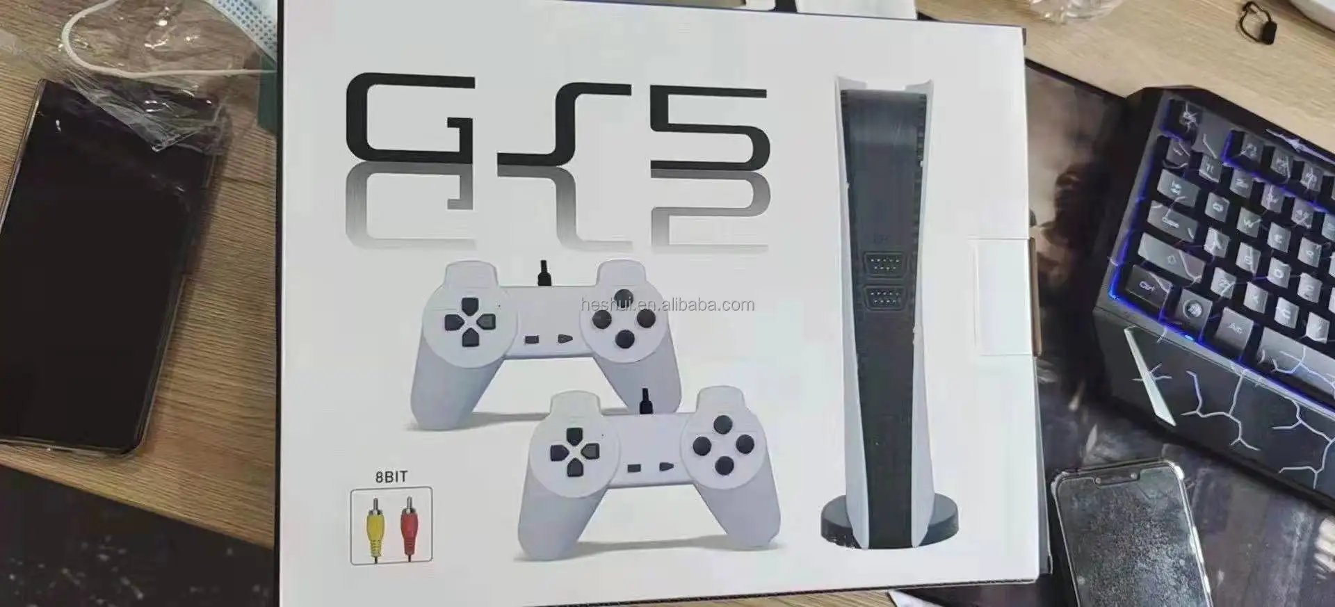 GS5 TV Console Retro Handheld Game Player Built in 200 Classic Games 8 Bit AV Output With Dual Wired Controllers