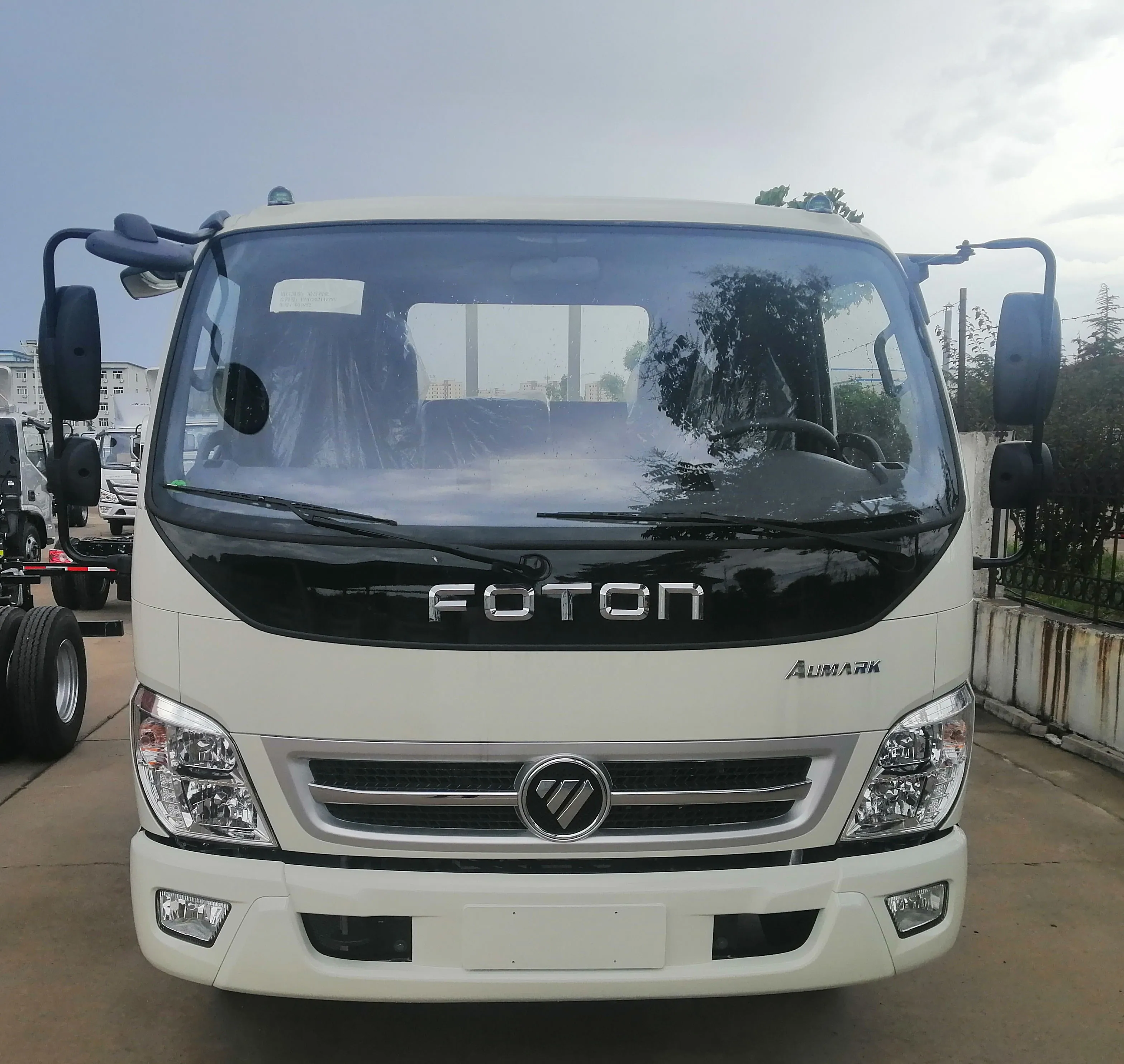 Распродажа высокое качество Китай Foton метро 6 0 т однокабина 4*2 световой короб фургон