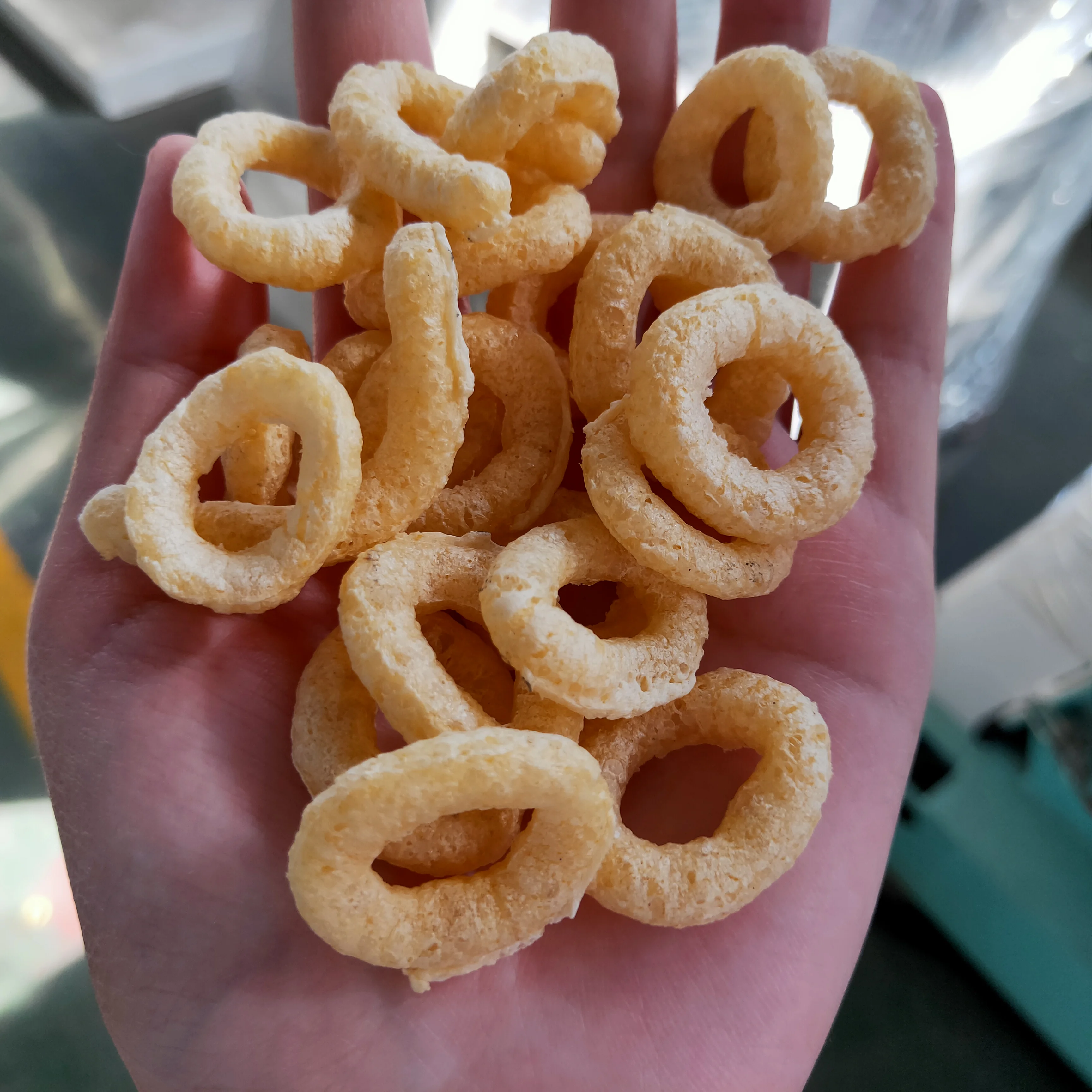 new condition corn grits making puffed snacks machine processing maize puff extruder snacks food machine