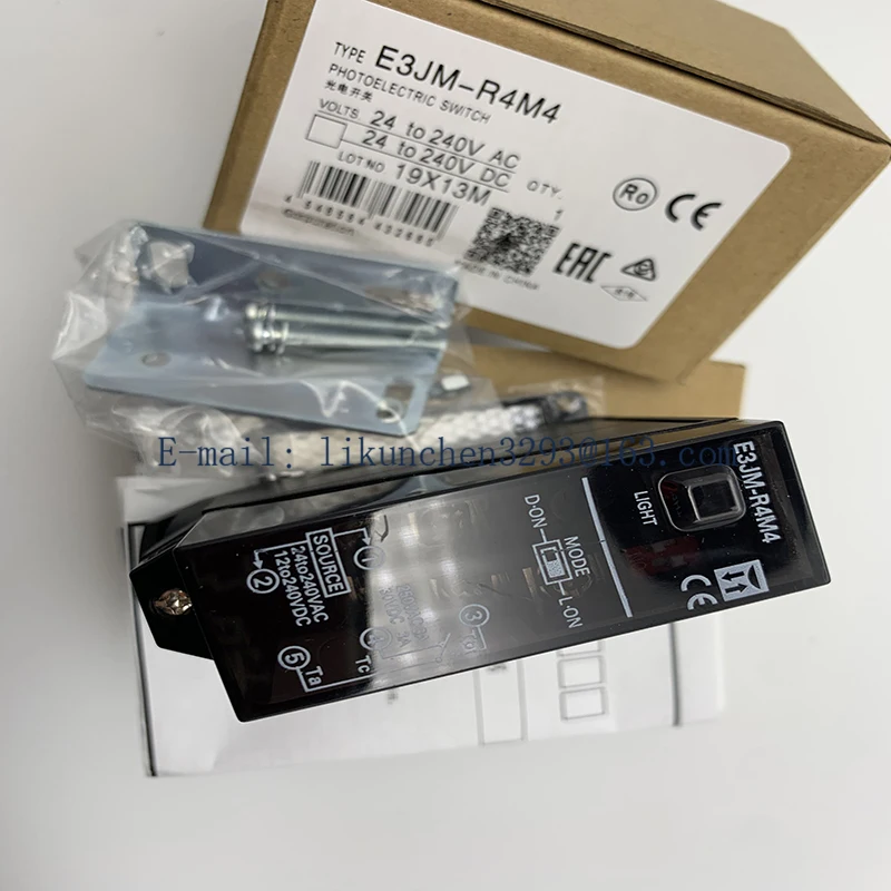 all-new Proximity switch sensor   E3JM-10DM4T-G One year warranty in stock