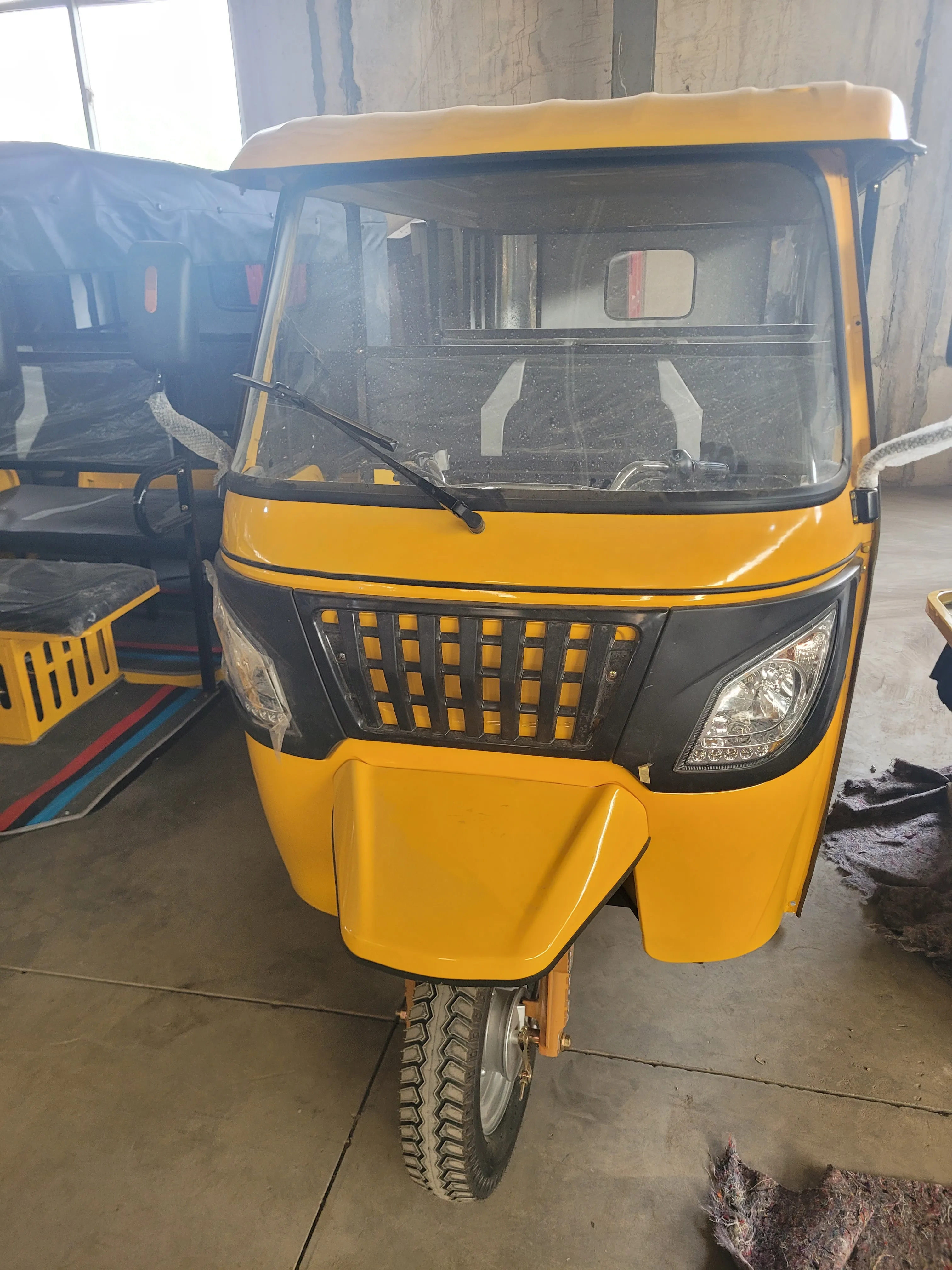 Мотоцикл трицикл мото такси Keke бензиновый трехколесный мотоцикл Bajaj 200cc мотоциклы для продажи