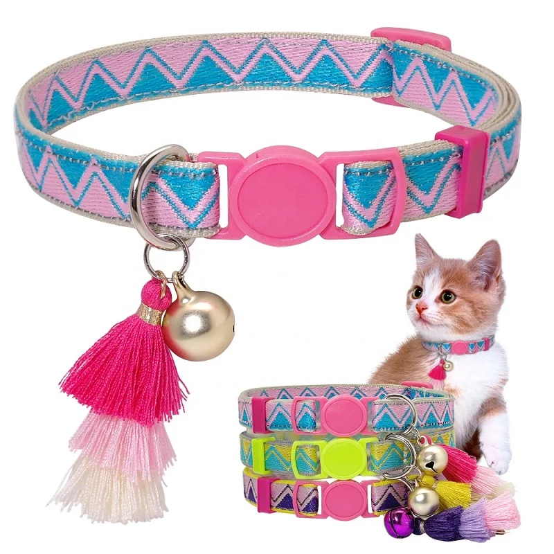 Hot Selling Multi Color Pet Collar Berry Cute Geometric Patterns Safety Cat Collar With Bells And Tassels