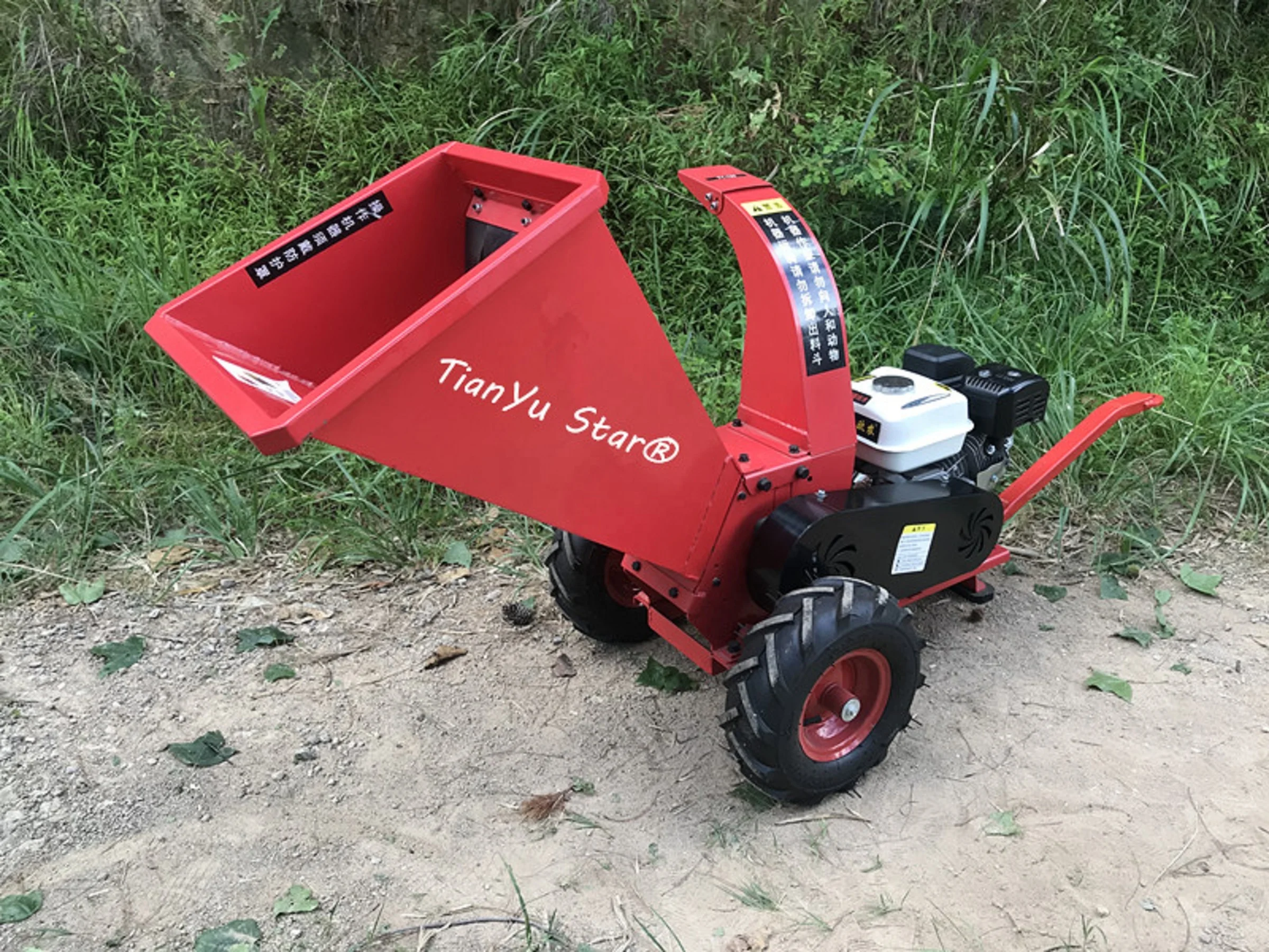 Бензиновый двигатель, небольшая дробилка для древесины, машина для резки ветвей дерева с CE