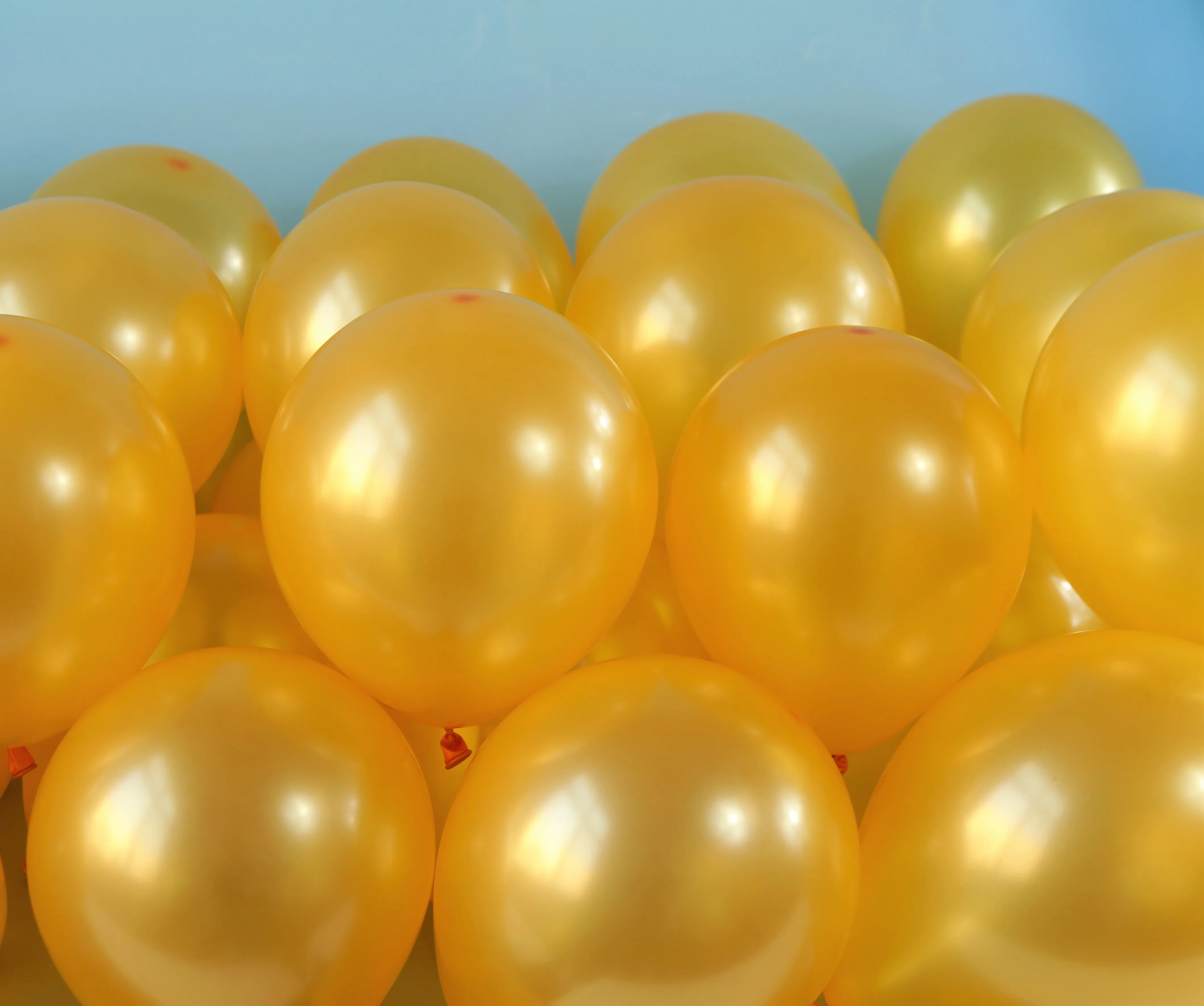 Factory Direct 1.5g 1000Pcs Packing Metallic Gold Latex Balloons for Birthdays Decorations Wholesale