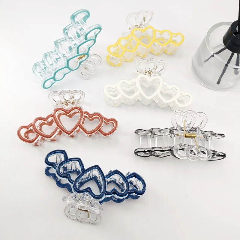 10cm Heart Crown Hair Claw - Enamel Painted Heart Shape Hair Clip for Elegant and Stylish Hair Accessories