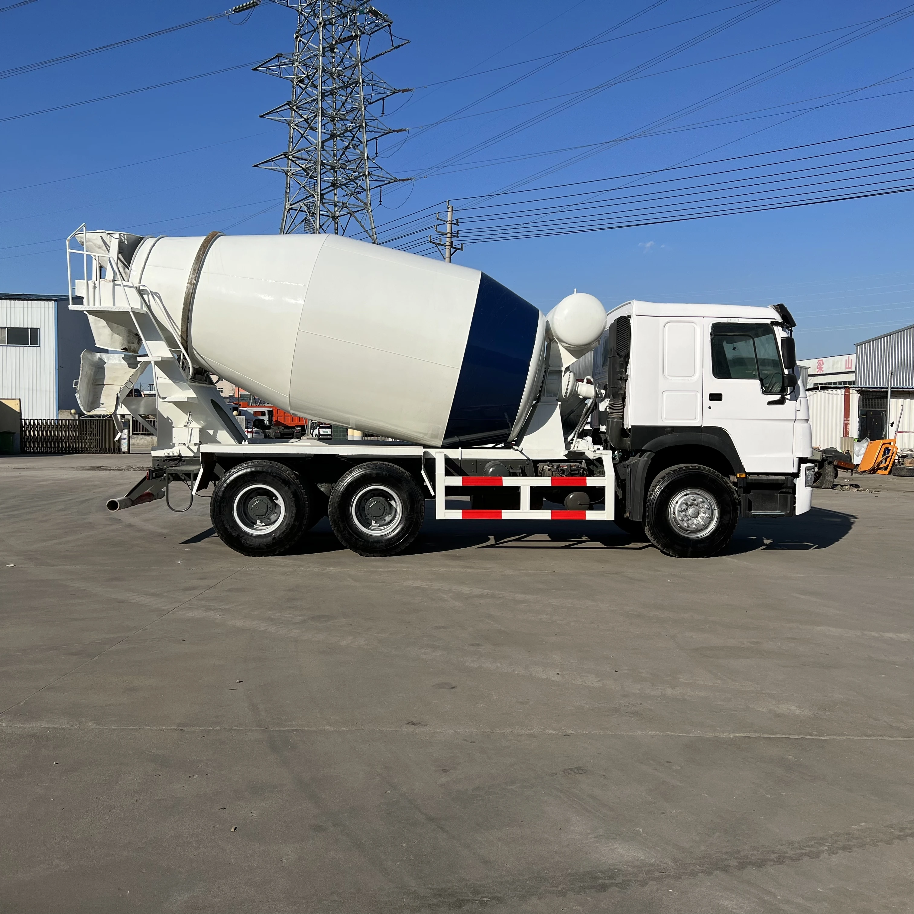 Howo Trucks Mixer 6x4 336HP 375HP 10cubic meters Concrete Mixer Truck Price for sale