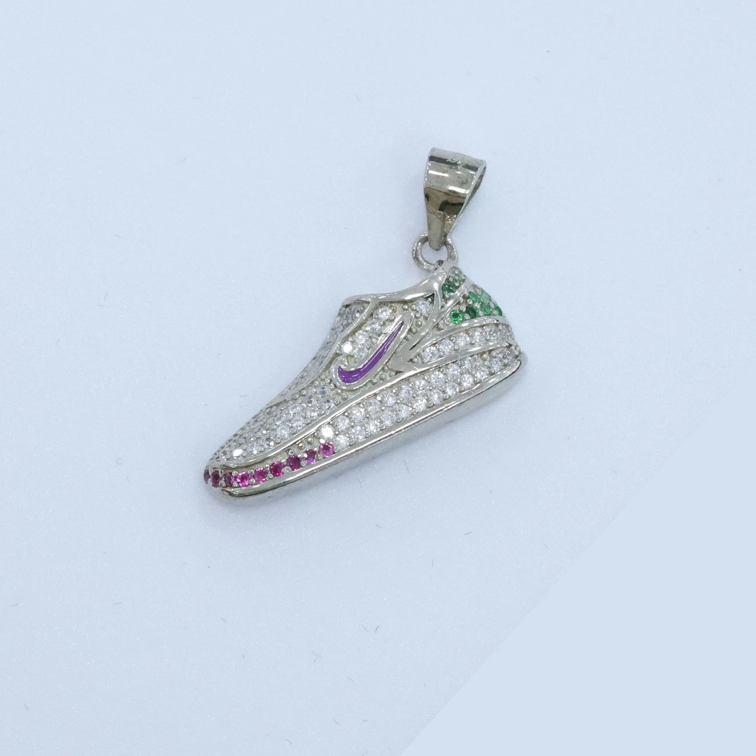 Hip Hop High Demand Luxury S925 Sterling Silver Shoes Shape Pendant Custom Gift for Children with Moissanite