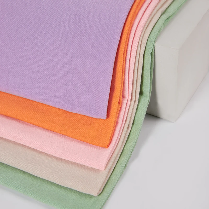 180gsm Sweat-absorbing dual yarn bead ground 63 polyester 32 cotton 5 spandex Suitable for polo shirts Knitted fabric
