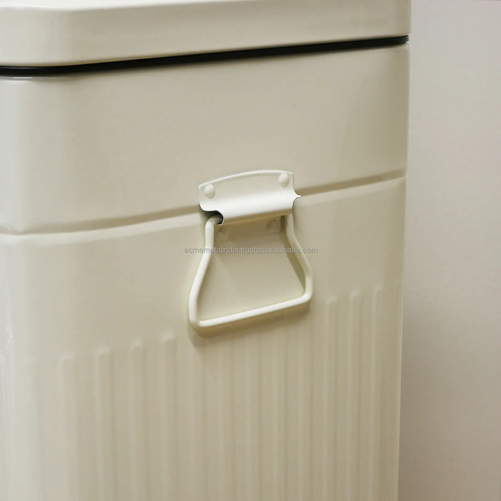 Waste Bin White Colour Foot Operated Dustbin With Lid Bathroom Kitchen Restaurant Bar Trash Bin Galvanised Iron Best Buy