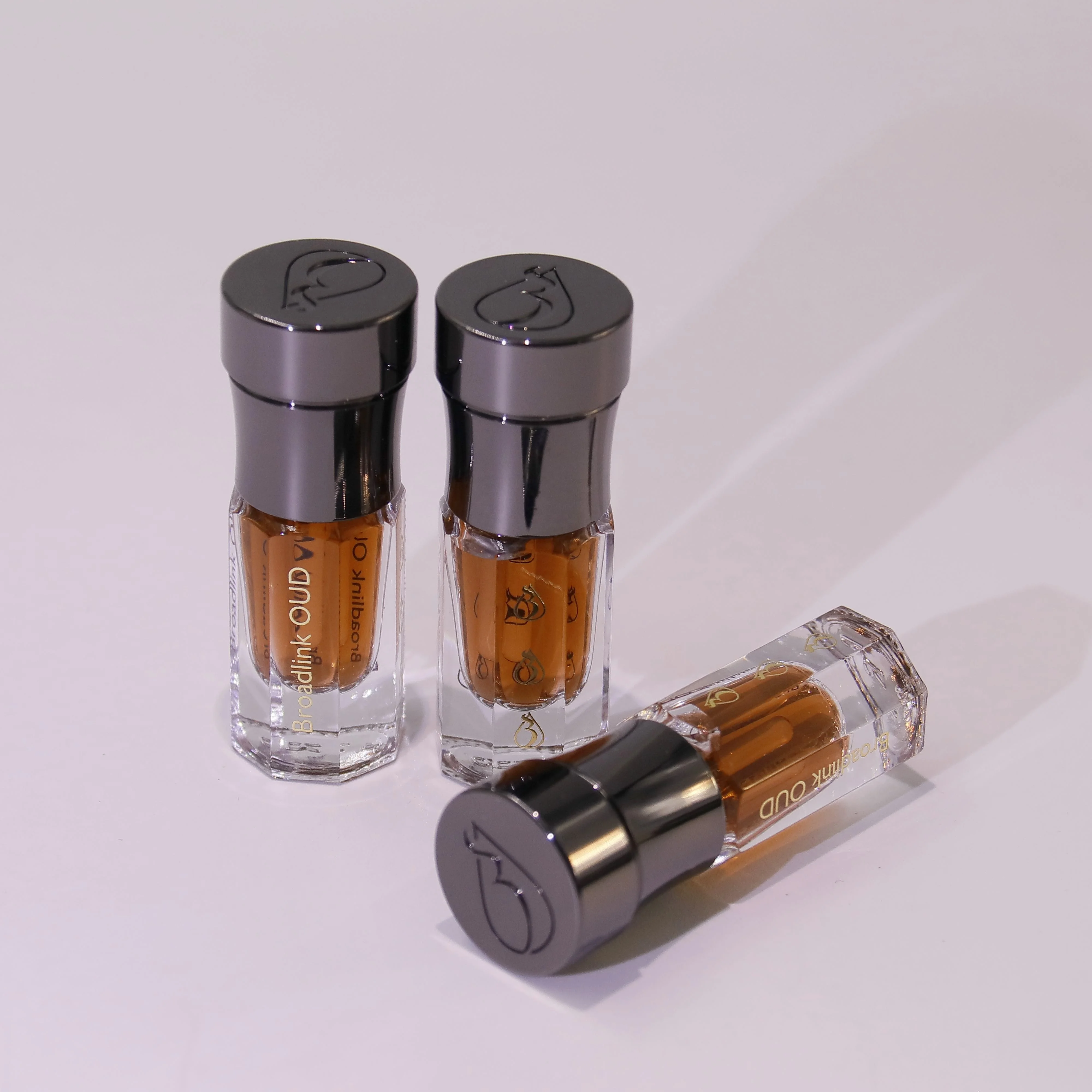 1.5ML Hot Selling Tall Arabic Attar Glass Oil Perfume Tola Bottle With Glass stick Roll on