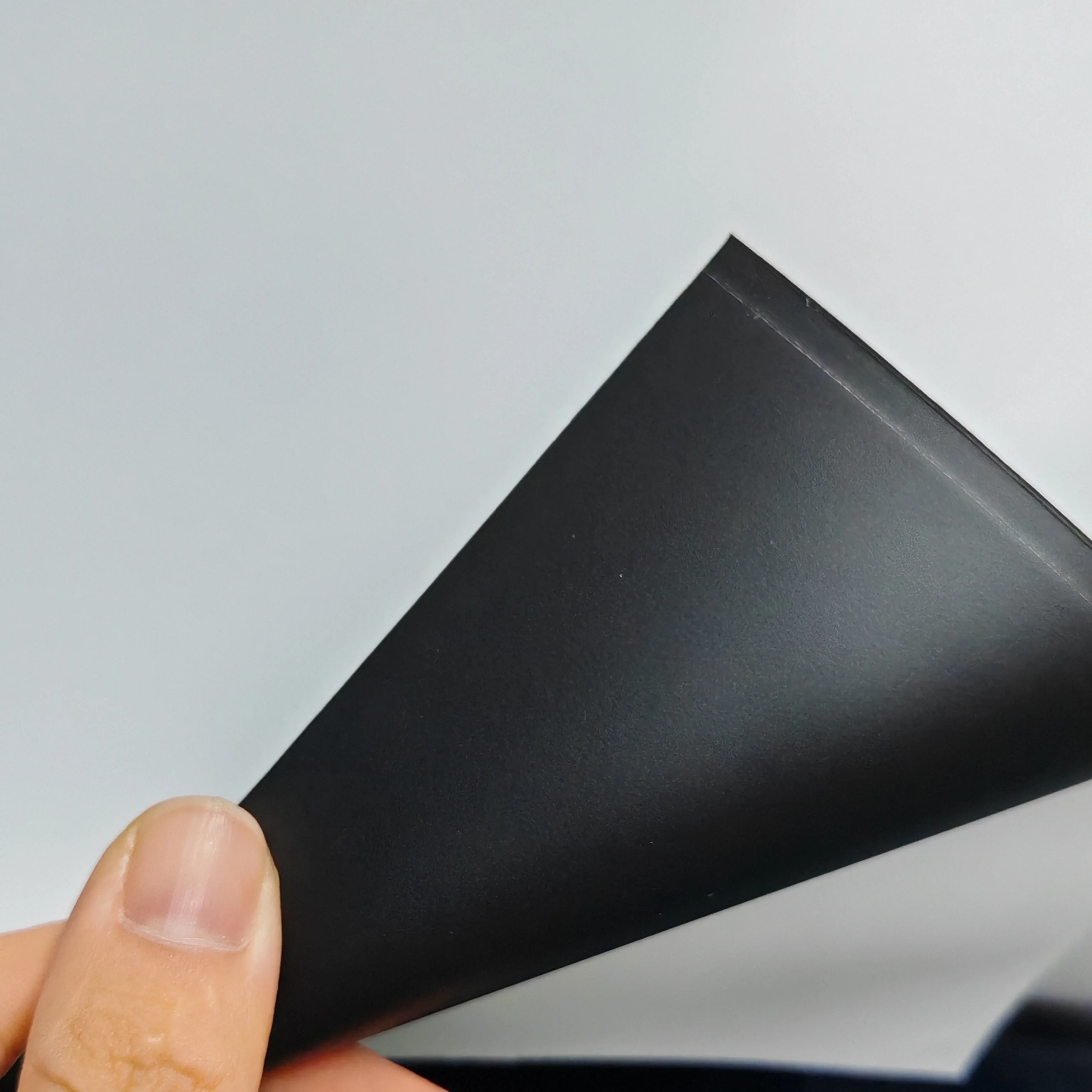 High and Low Temperature TPU Roll Film in Black Hot Melt Adhesive Type Tpu Film