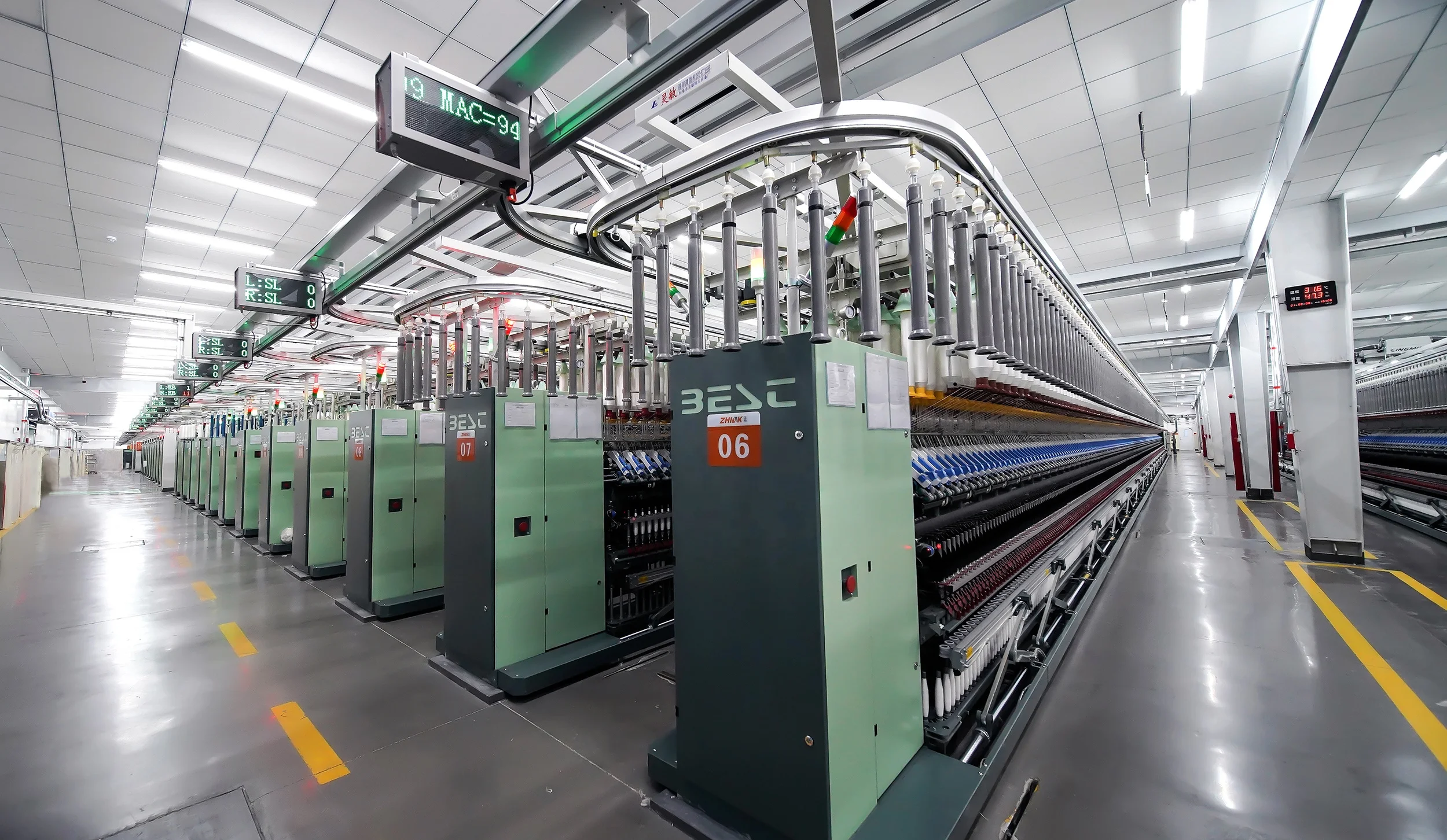 65% Polyester 35% Bamboo NE40/1 Siro Compact Blended Yarn for Weaving and Knitting Raw White