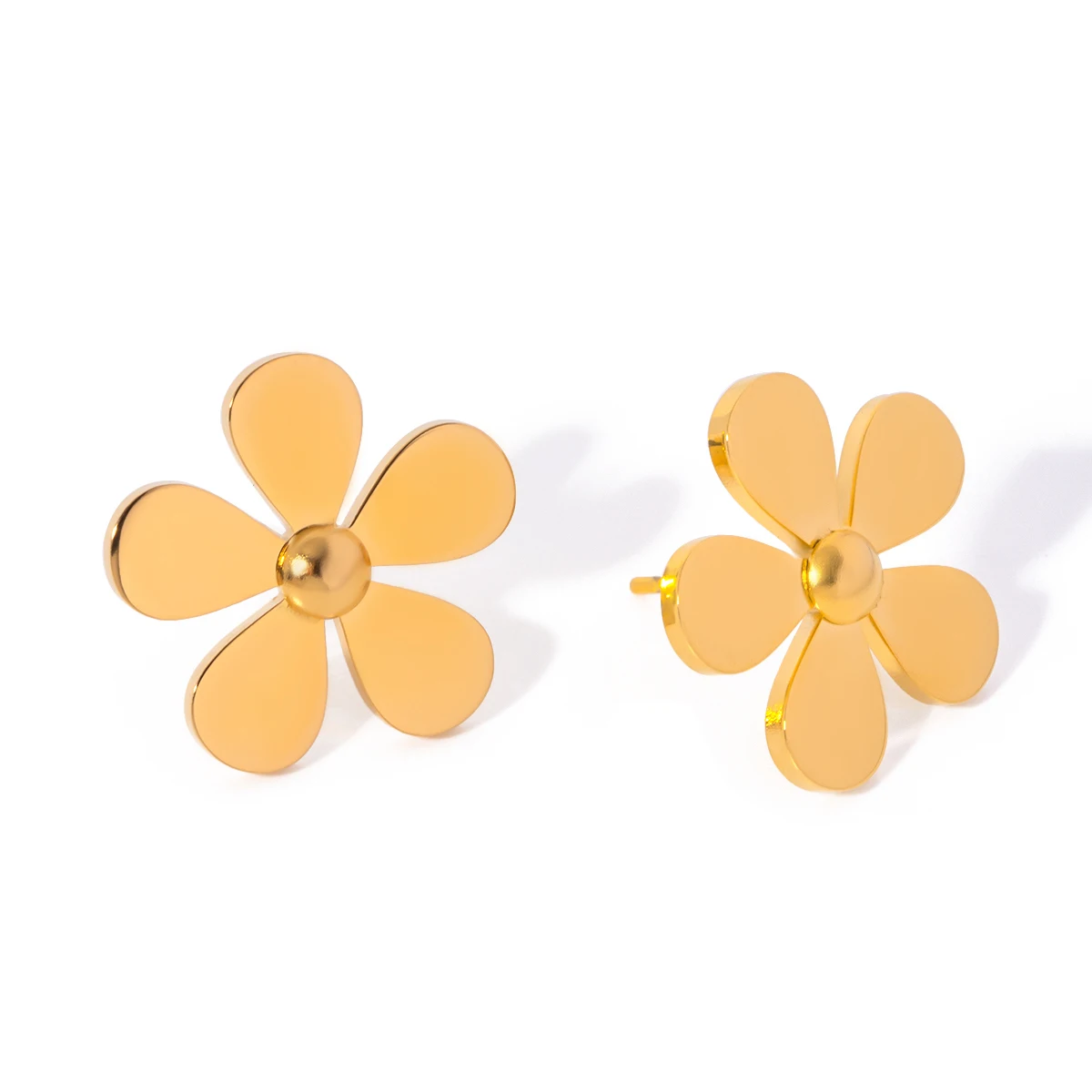 J&D Fashion Minimalist 18K PVD Gold Stainless Steel Stud Jewelry 5 Petals Daisy Flower Earring Girl Summer