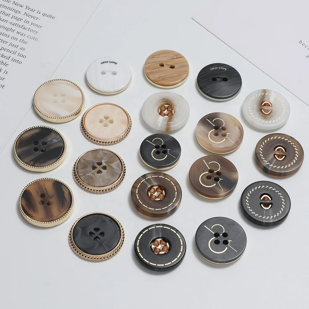 New Designs Resin Metal Combined 4 Holes Embellishments Gold Sweater Blazer Overcoat Fancy Button Wholesale