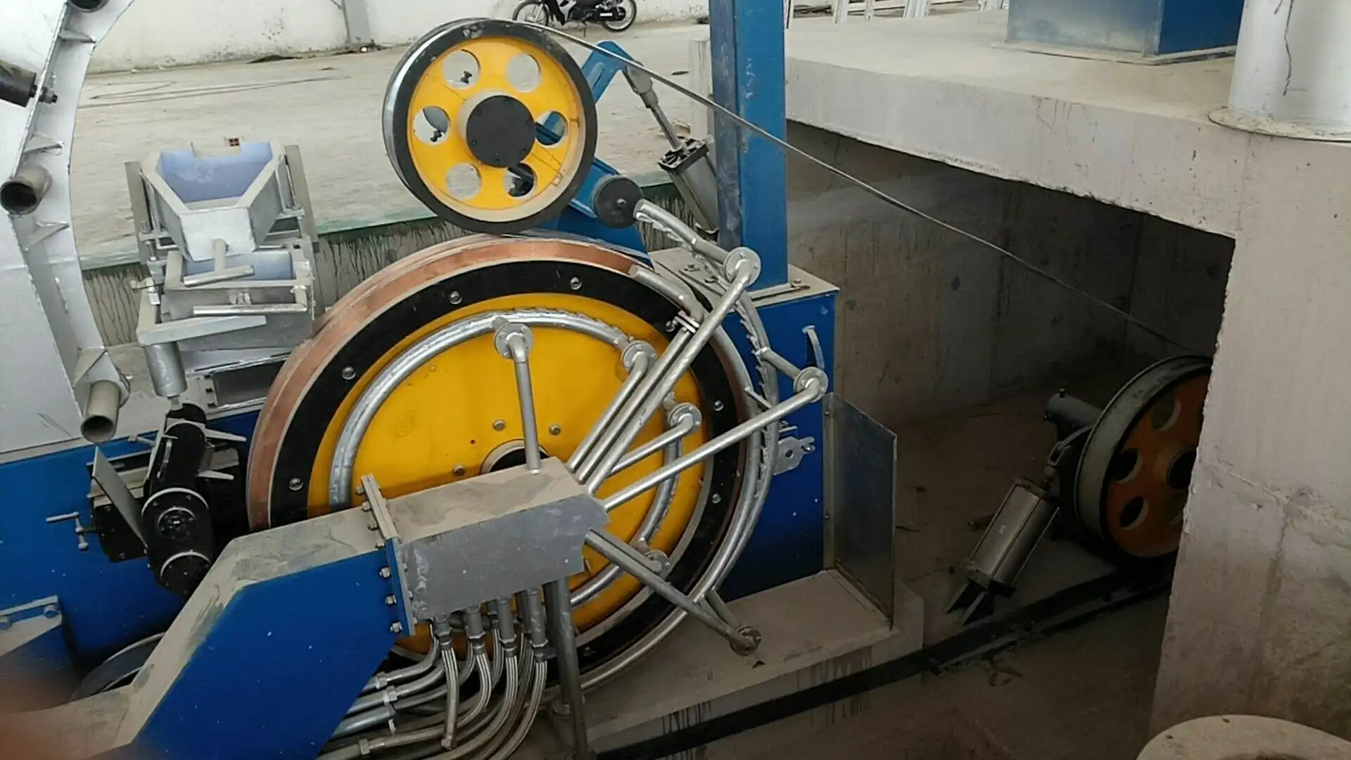 Shineworld Continuous Casting and Rolling Machine CCM & CCR production line for steel billet/wire rod/rebar making equipment