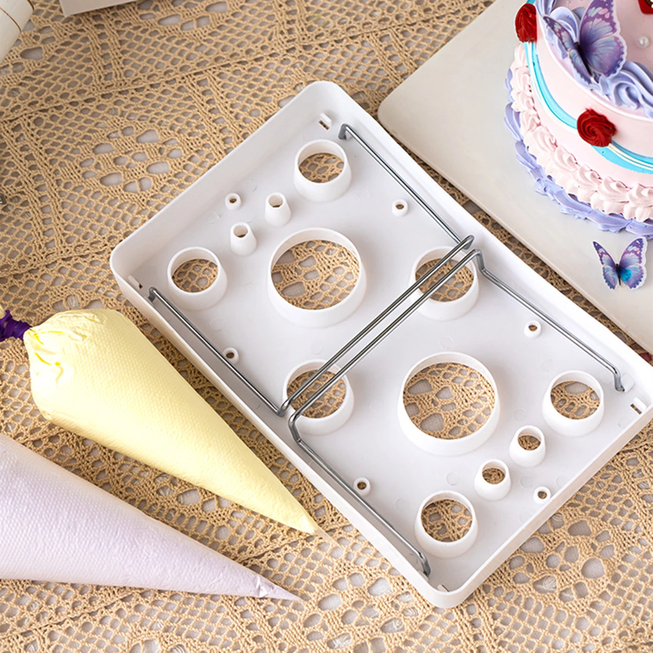 12 Holes white plastic stainless steel baking tools stand rack pastry cake decorating icing piping bag holder