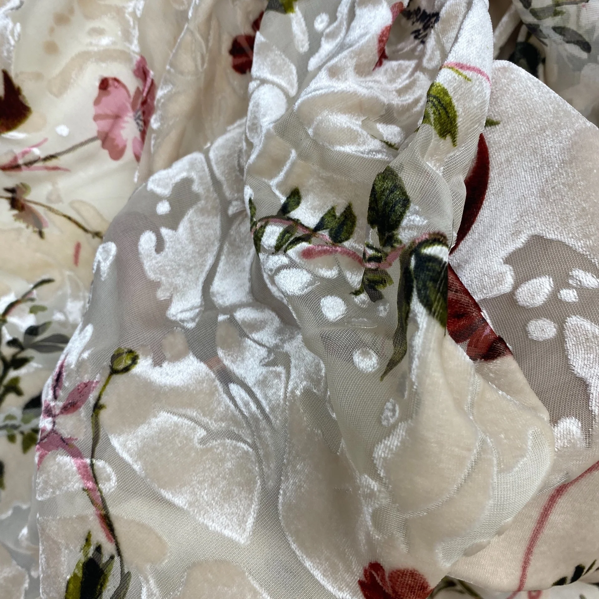 100% mulberry silk background flocking rayon burnt out printed velvet fabric 170g 140cm width for Spring,Autumn,Winter clothing