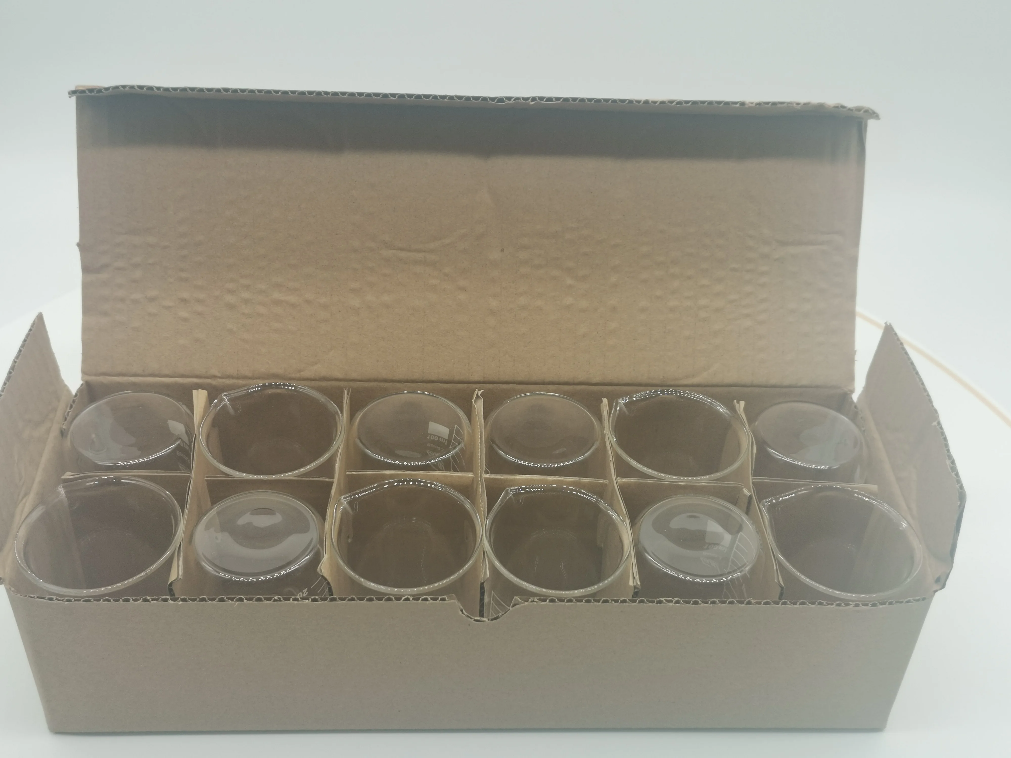 50ml 100ml 250ml 500ml 1000ml 3.3 Borosilicate  Low Form Glass Measuring Beaker with Printed Graduation