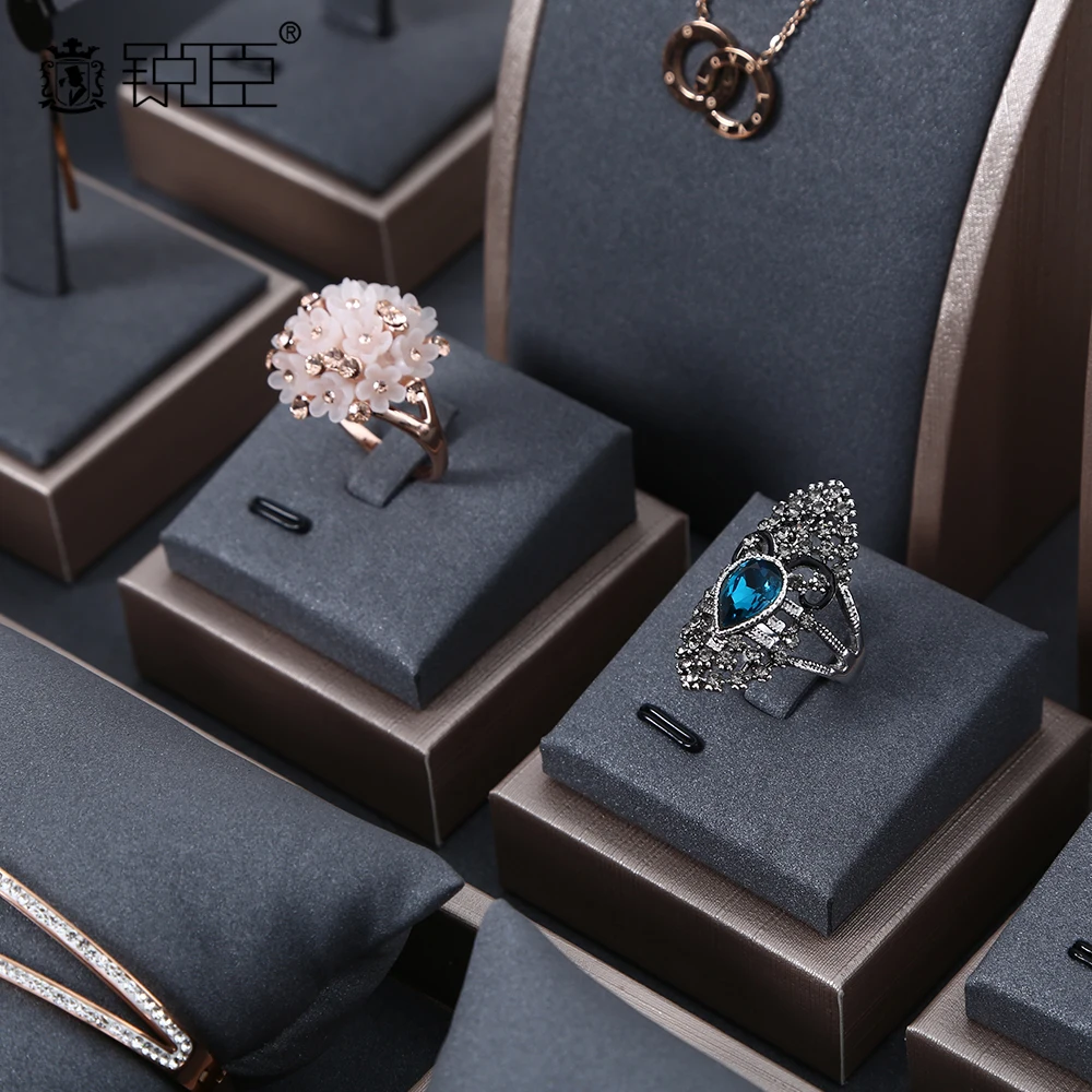 Jewellery Store Fashion Velvet Jewelry Display Rack Sets