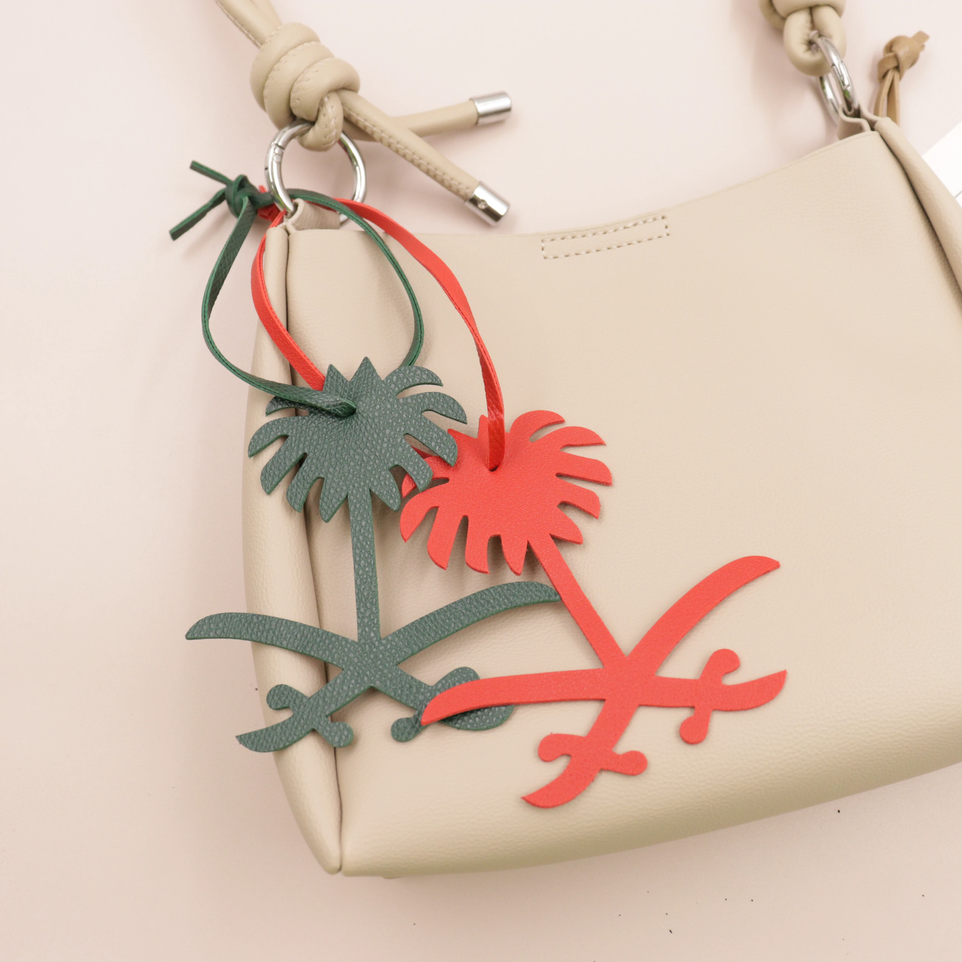 PU Leather Character Arabic Letter Shoulders Bag Charm Alphabet Pendant Palm Tree Pendant Handbag