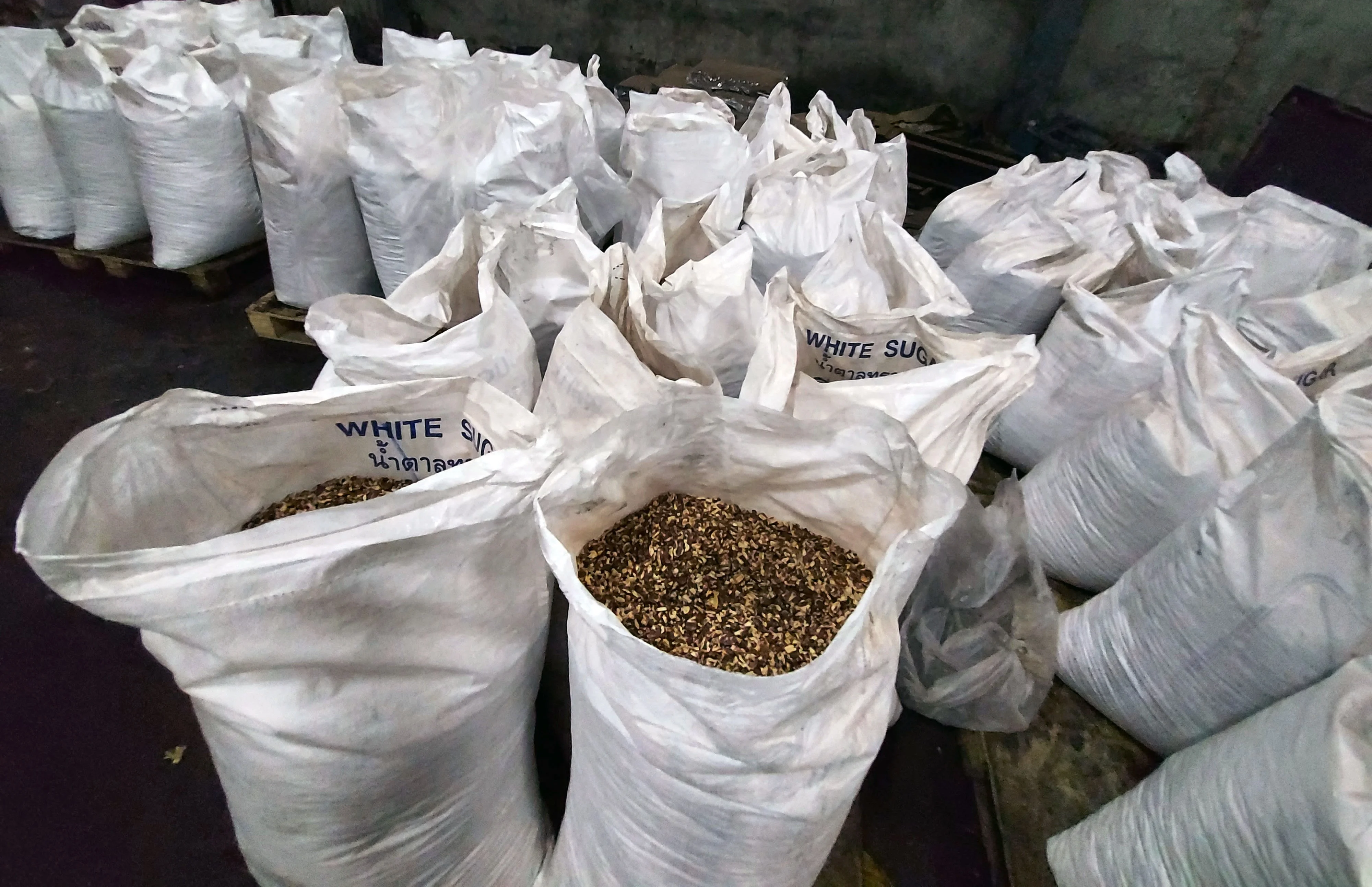 New Crop 2022 Split Tamarind Seeds Thailand,Tamarind Seed Ready To Export From Thailand And Product Feet For Bangladesh