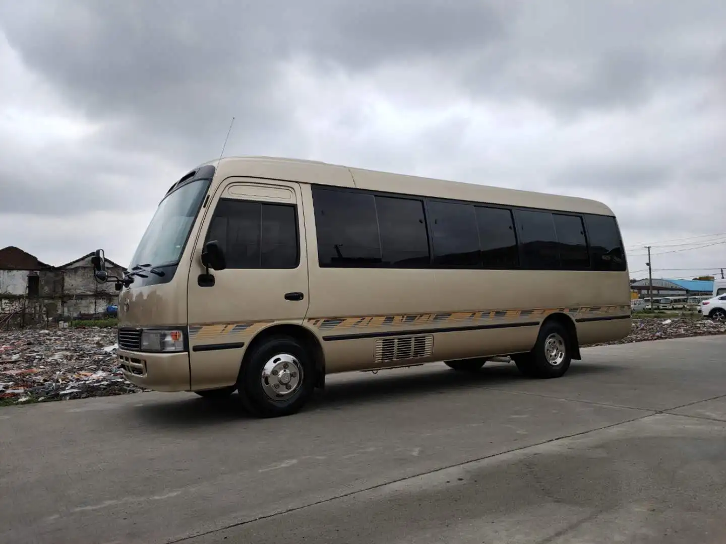 Popular Used Toyota Bus Used Coaster Bus in good working condition less working hours cheap vehicle for sale