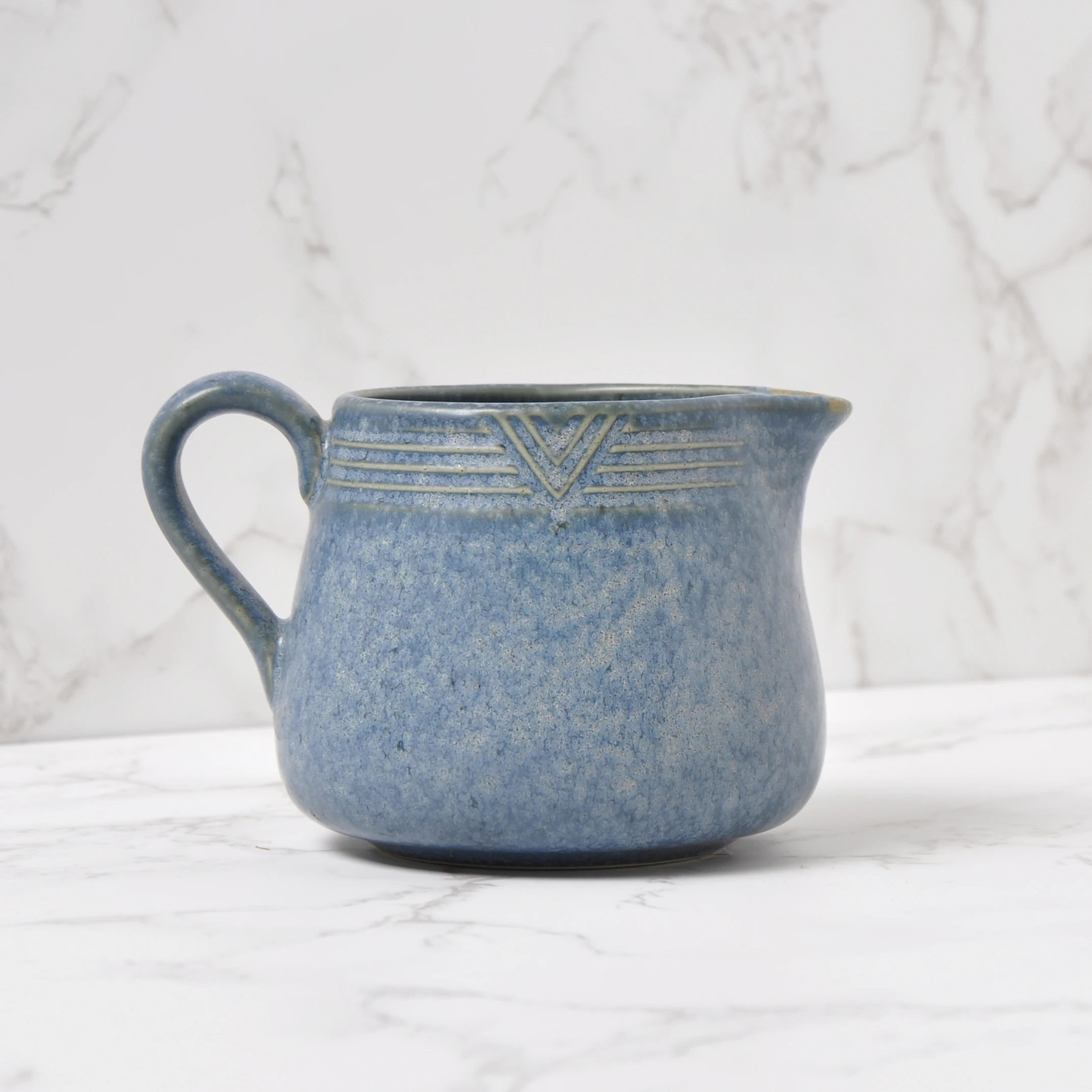 
reactive glaze triangle relievo ceramic creamer and sugar pot set with tray for afternoon tea 