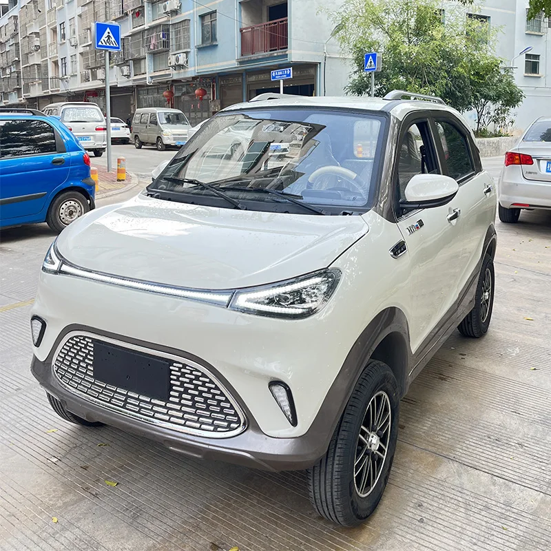 Factory Customized New Model Electric Tricycles 4 Wheel Car Automatic