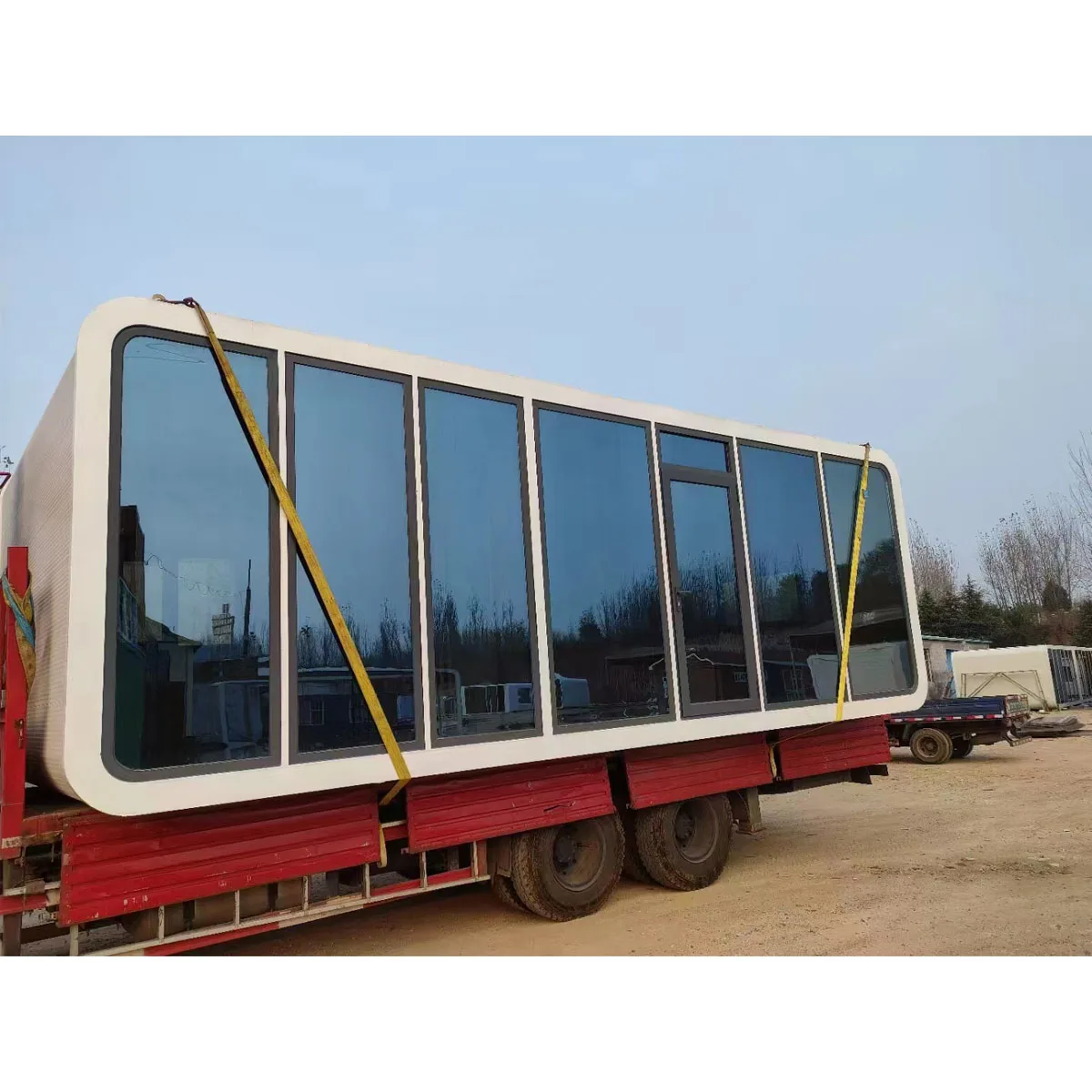 Best Quality luxury apple cabin container house capsule house villa prefab modular tiny homes store shop