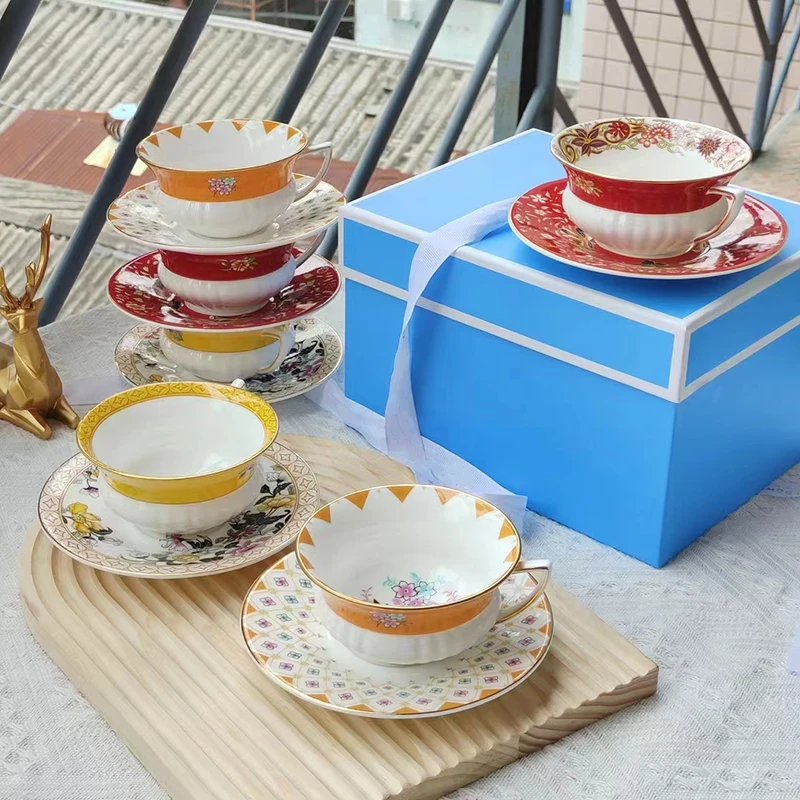 Bone China Coffee Cup Saucer Set European Roaming Beauty Afternoon Tea Drinking Utensils Small Luxury High Sense Suit Gift Box