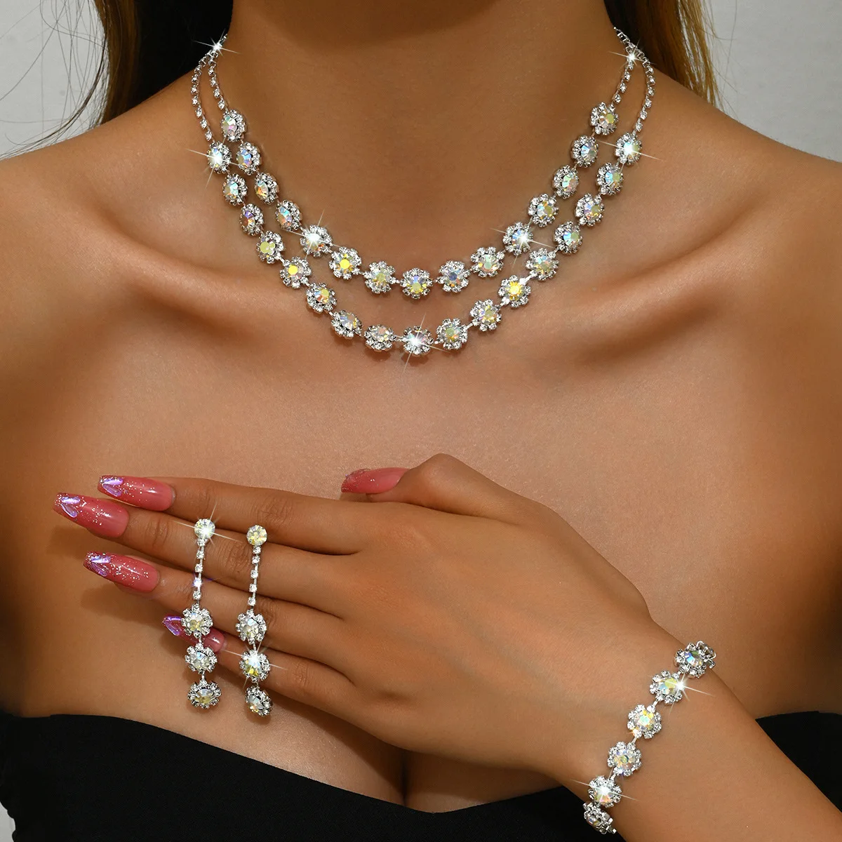 Fashion Wedding Accessories Double Sunflower Diamond Necklace Earring Set Can Be Paired With a Dress For Women