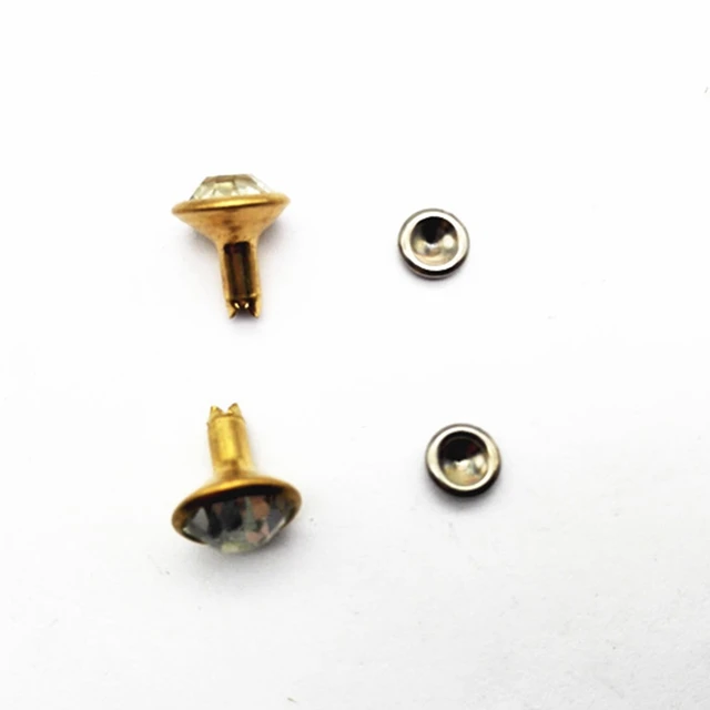 High Cost-effective Top Quality Crystal Rhinestone Buttons Decorations Rivets For Clothing